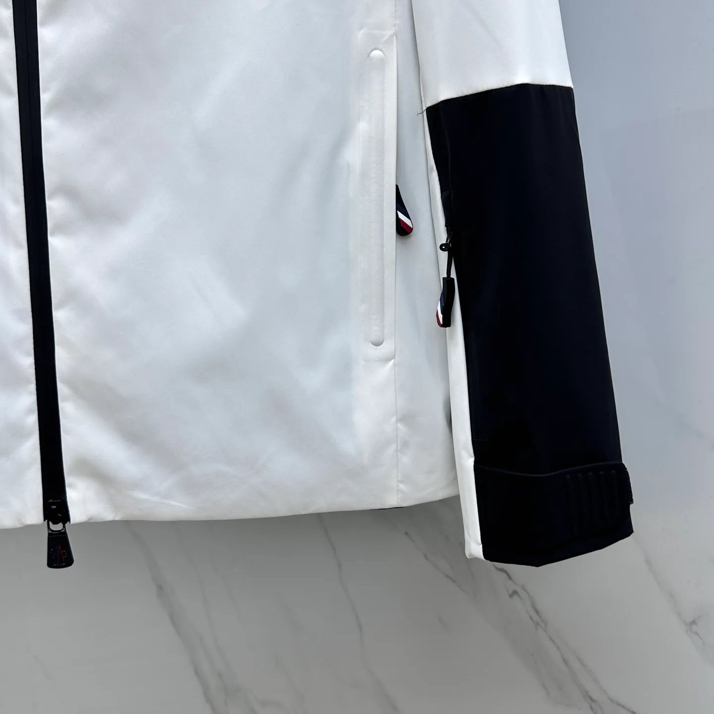 Куртки И Пуховики Мужские Moncler 285140