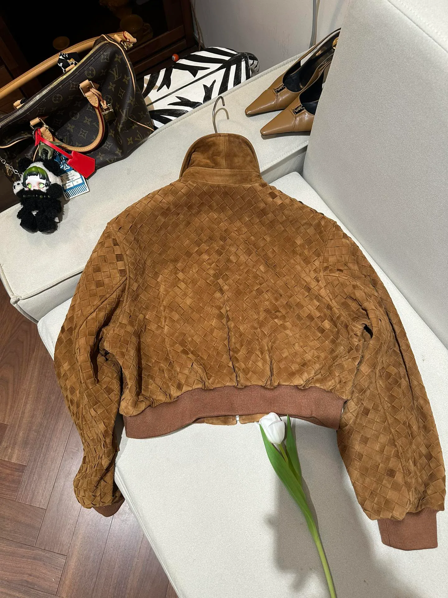 Кожаные Куртки И Дублёнки Женские Bottega Veneta 11679726