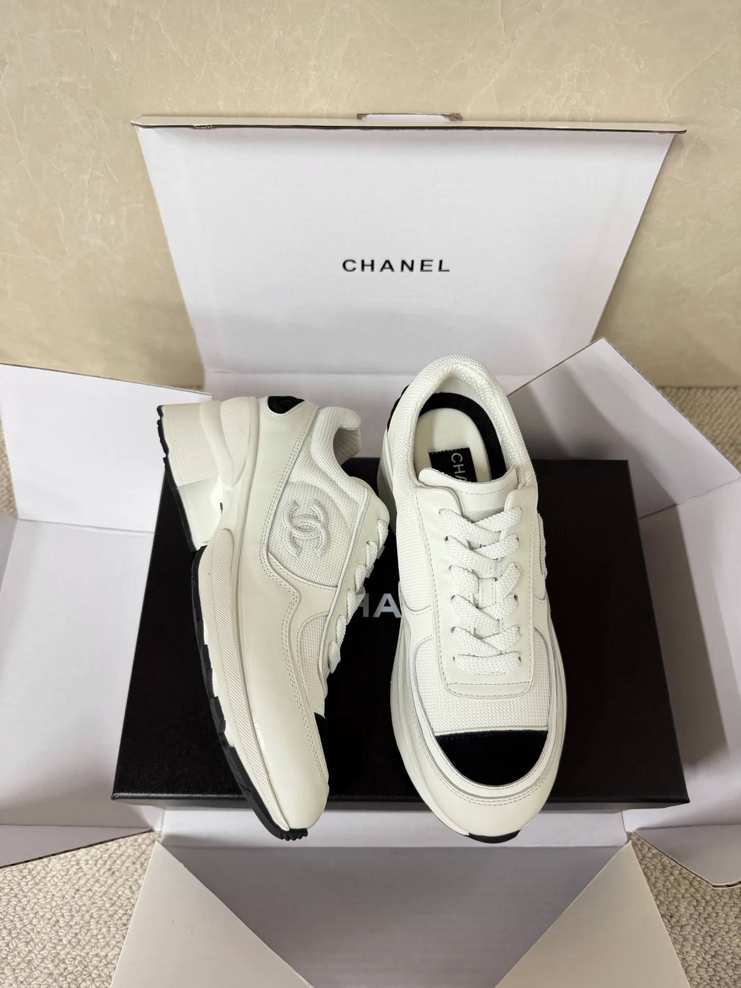 Кроссовки Женские Chanel 1584011