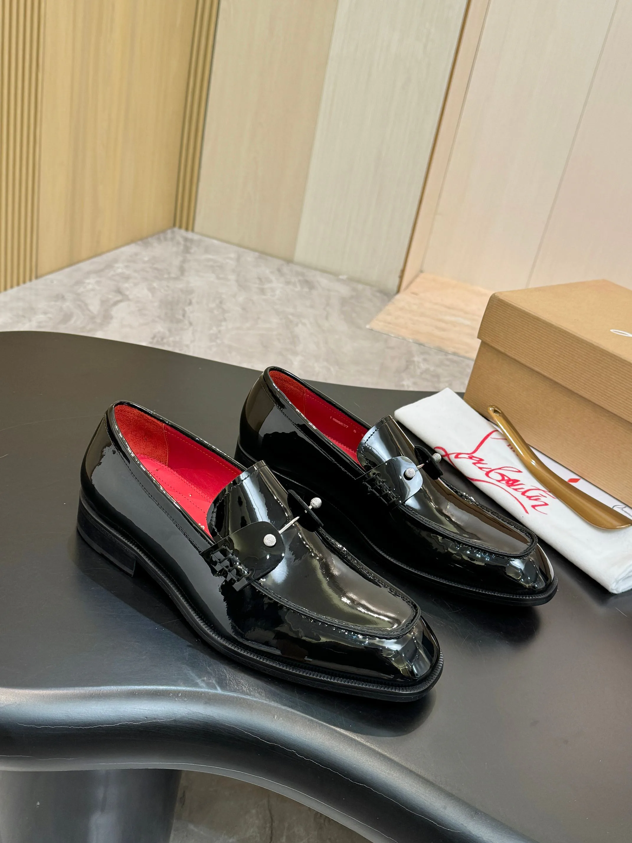 Лоферы И Туфли Мужские Christian Louboutin 18117280