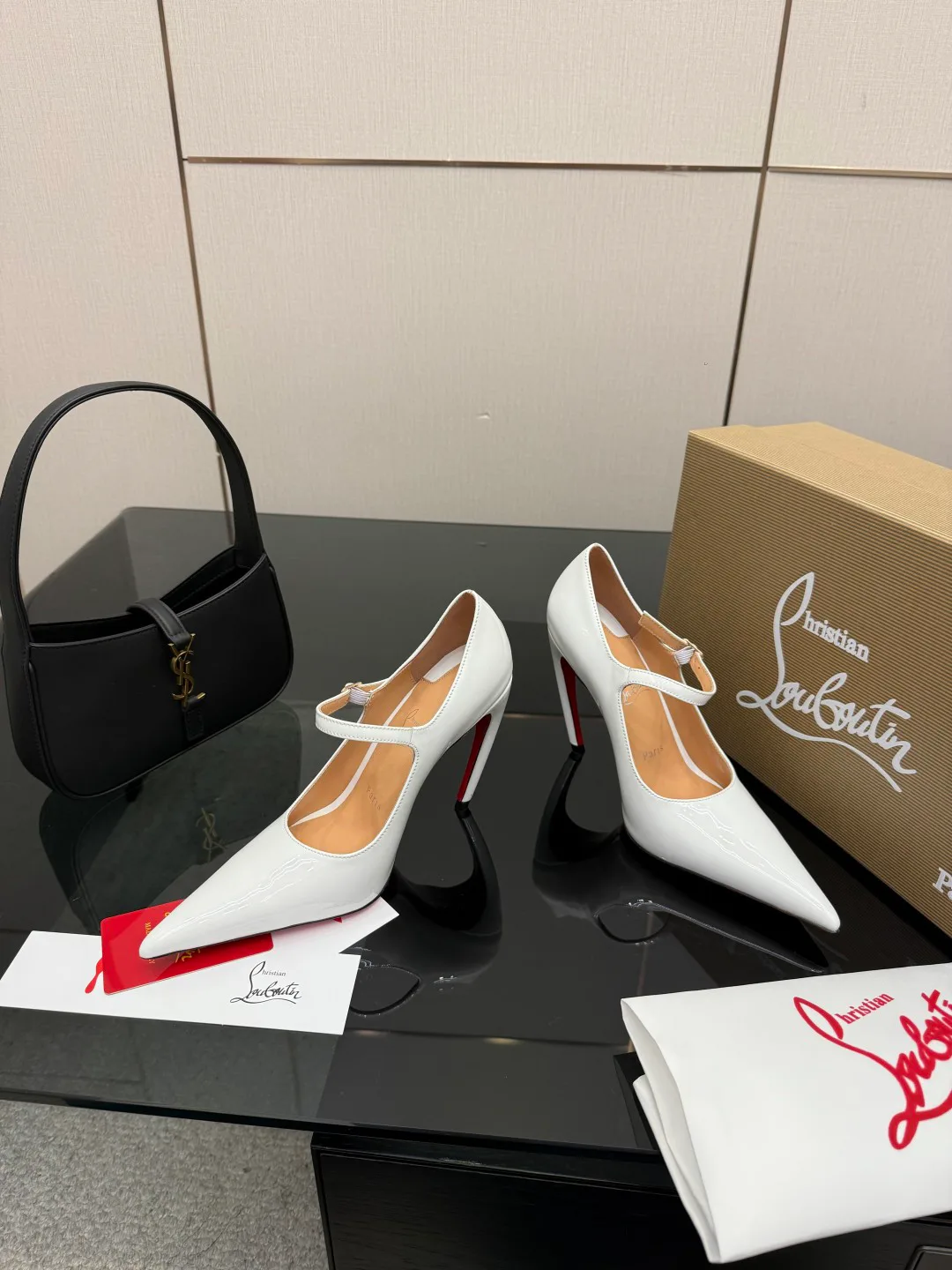 Туфли Женские Christian Louboutin 5052089