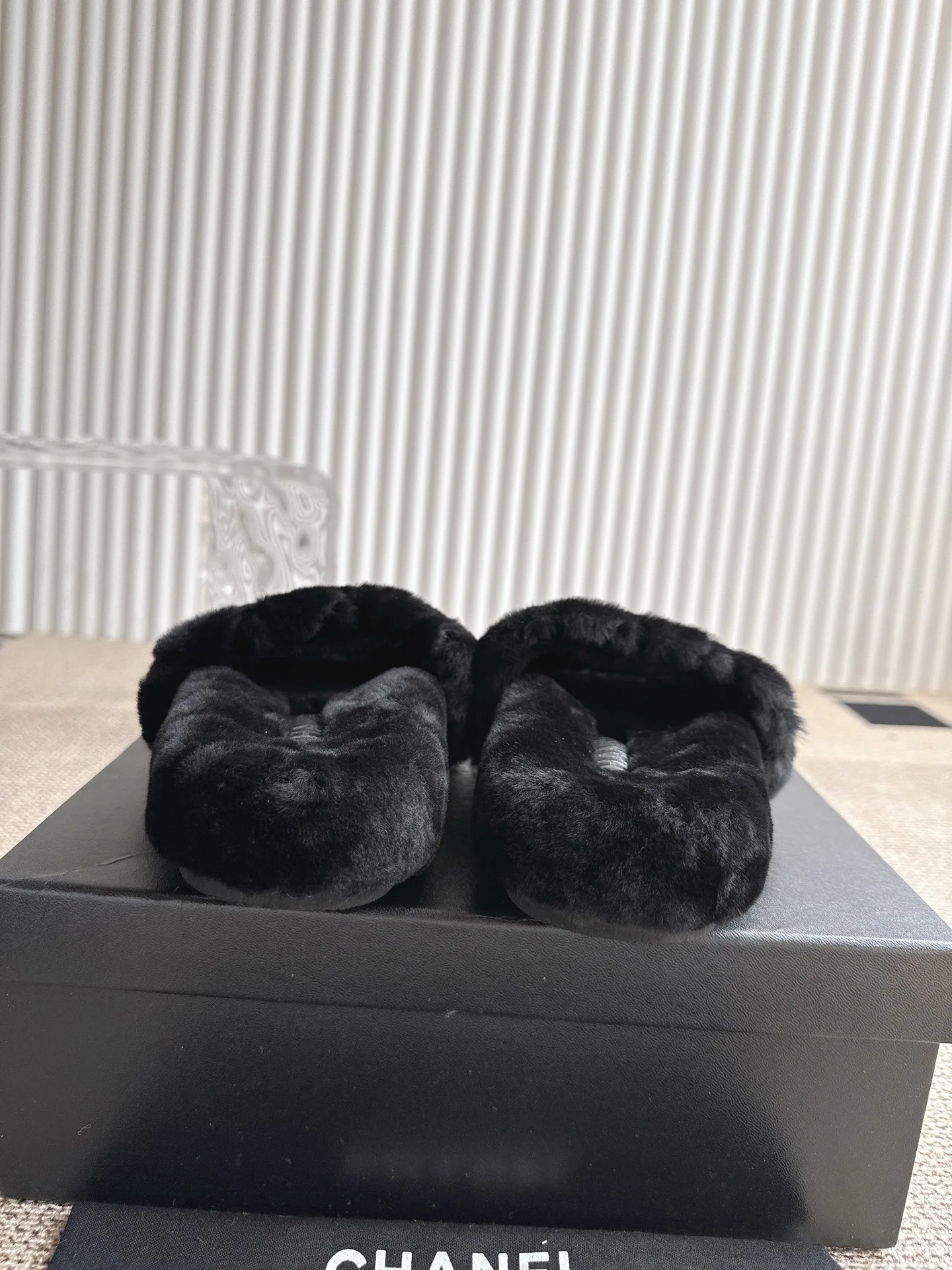 Тапочки Женские Chanel 18324635