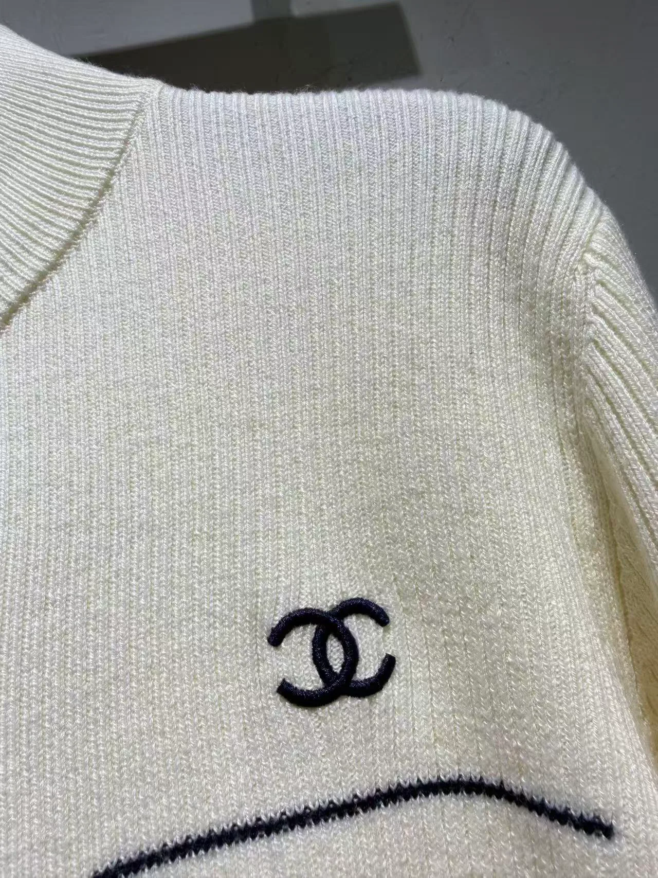 Джемперы И Свитеры Женские Chanel 18806661