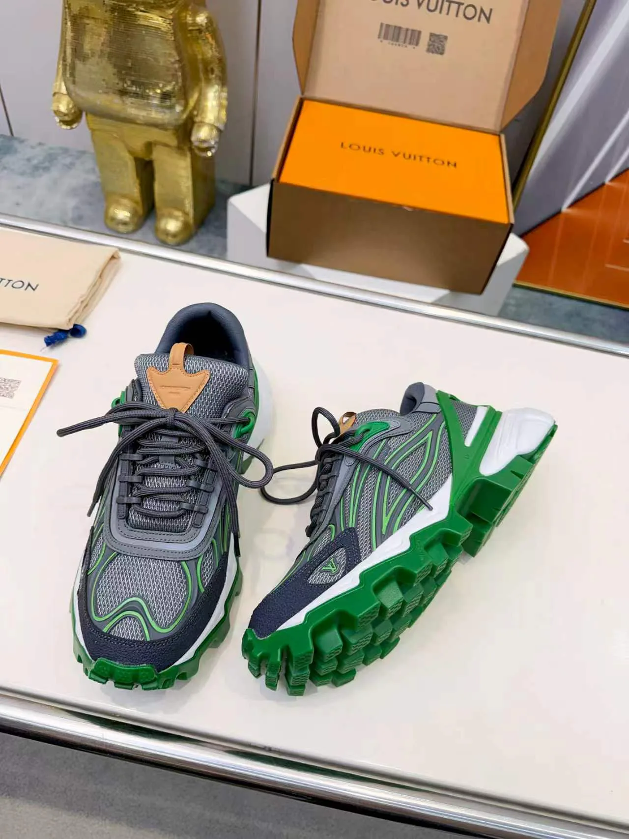 Кроссовки Мужские Louis Vuitton 13080173