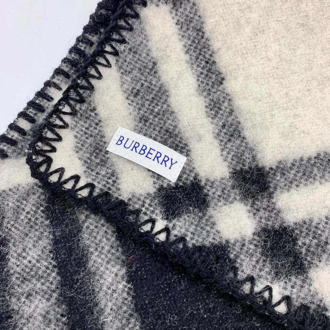 Шарфы Burberry 5021416