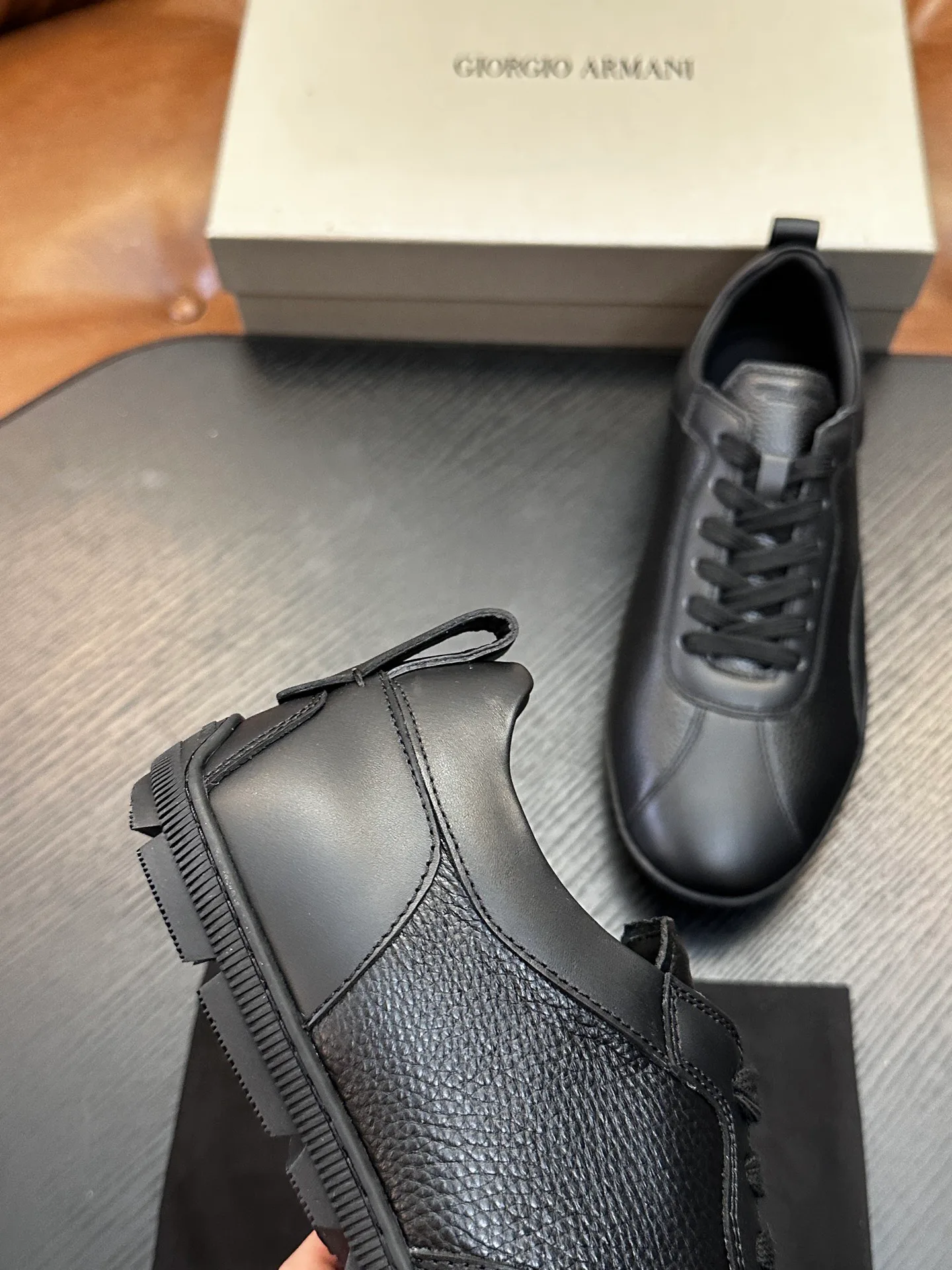 Кроссовки Мужские Armani 12672509