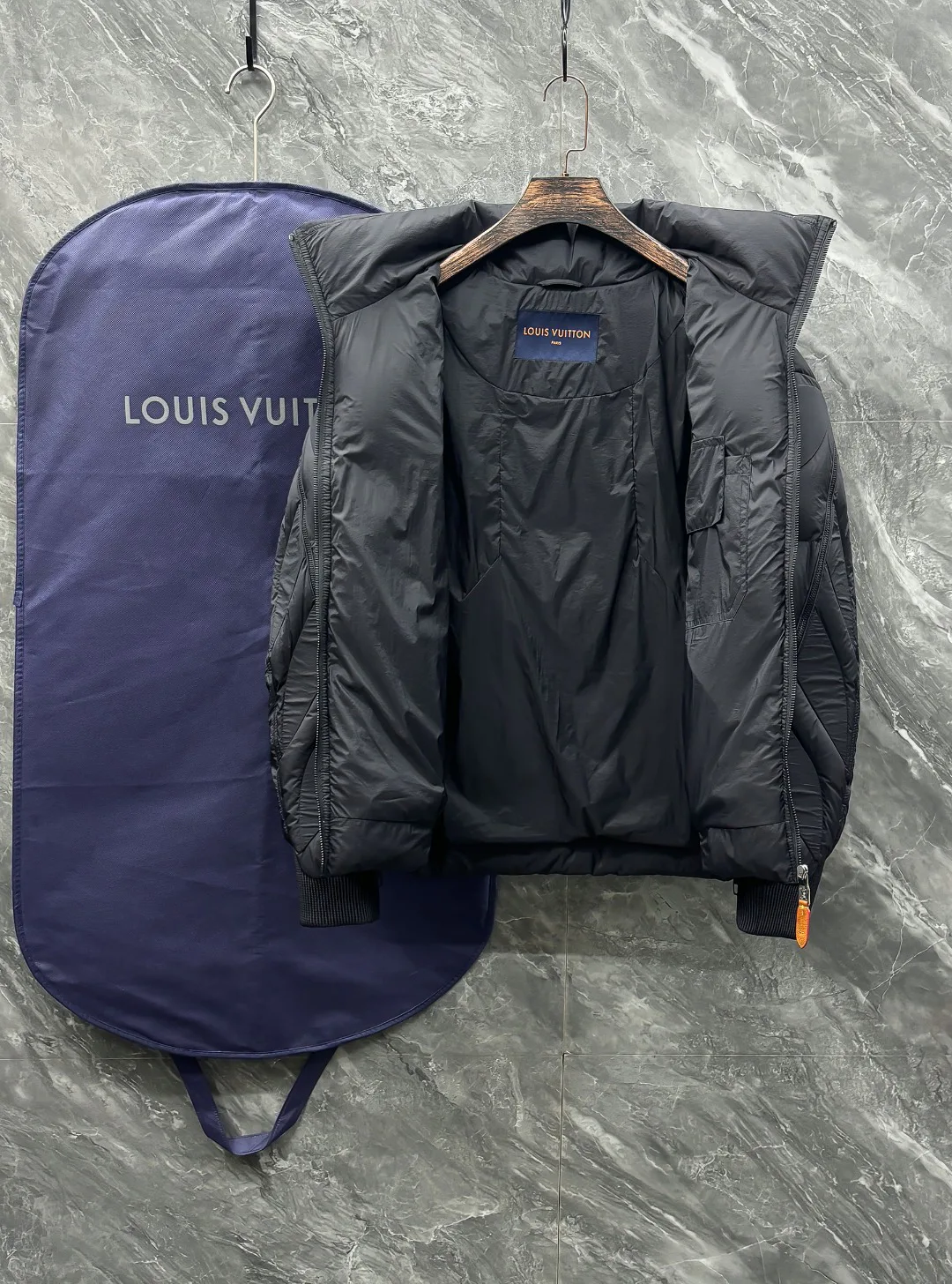 Куртки И Пуховики Мужские Louis Vuitton 4360177