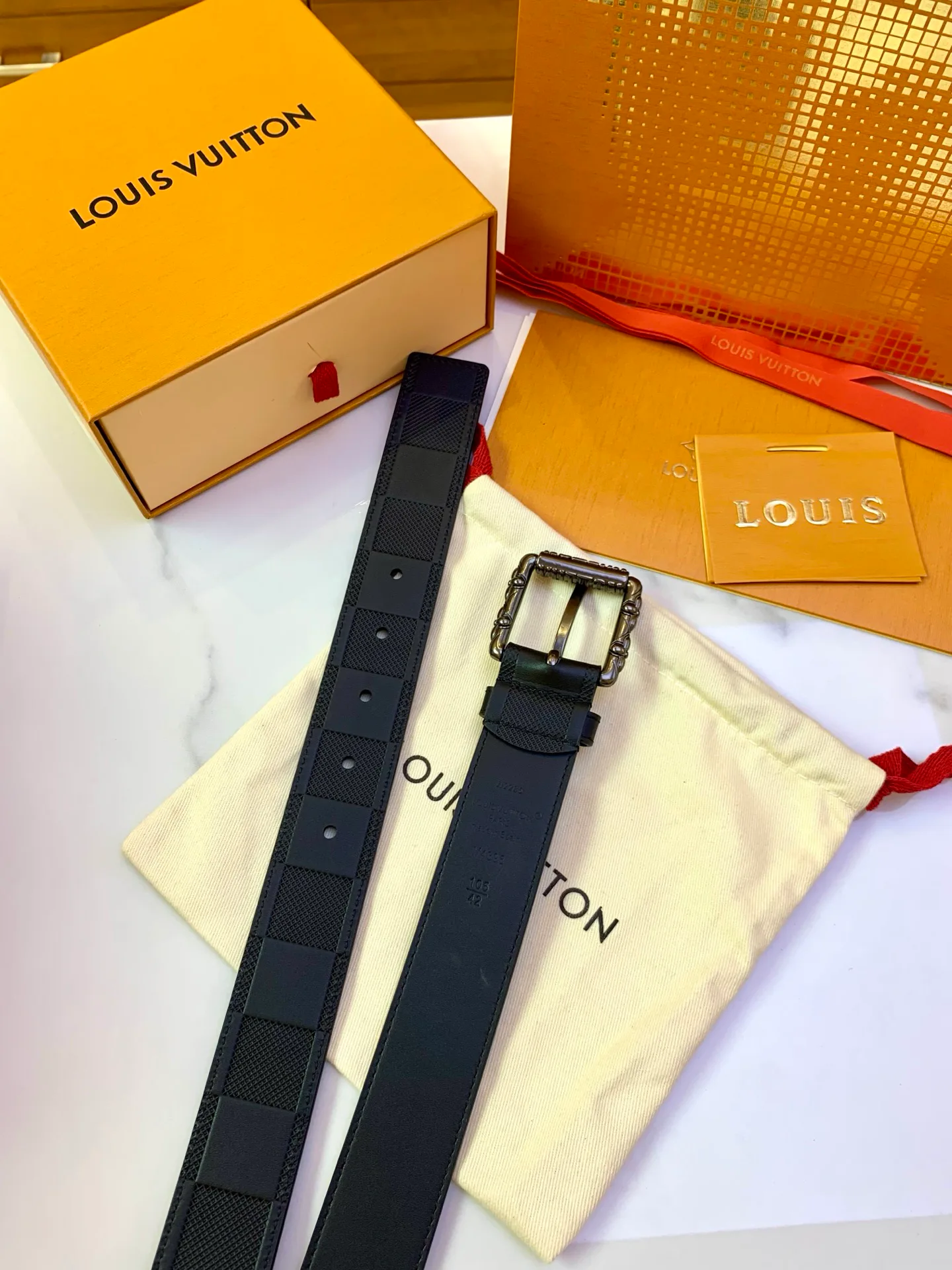 Ремни Louis Vuitton 17638914