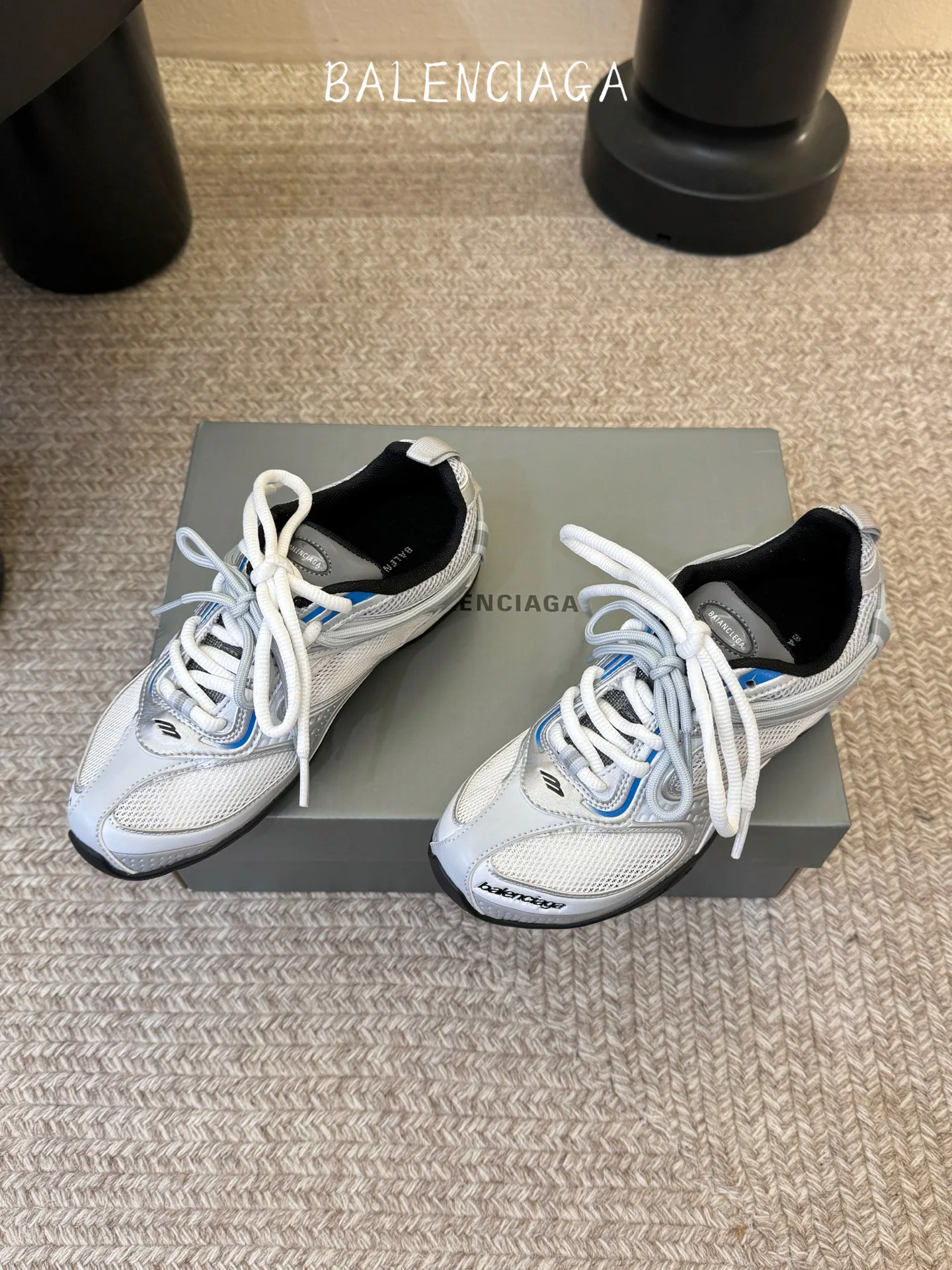 Кроссовки Женские Balenciaga 11695961