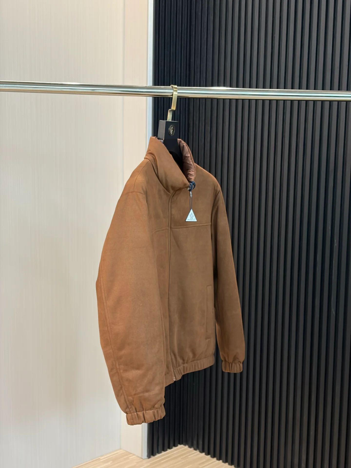 Куртки И Пуховики Женские Moncler 18188487
