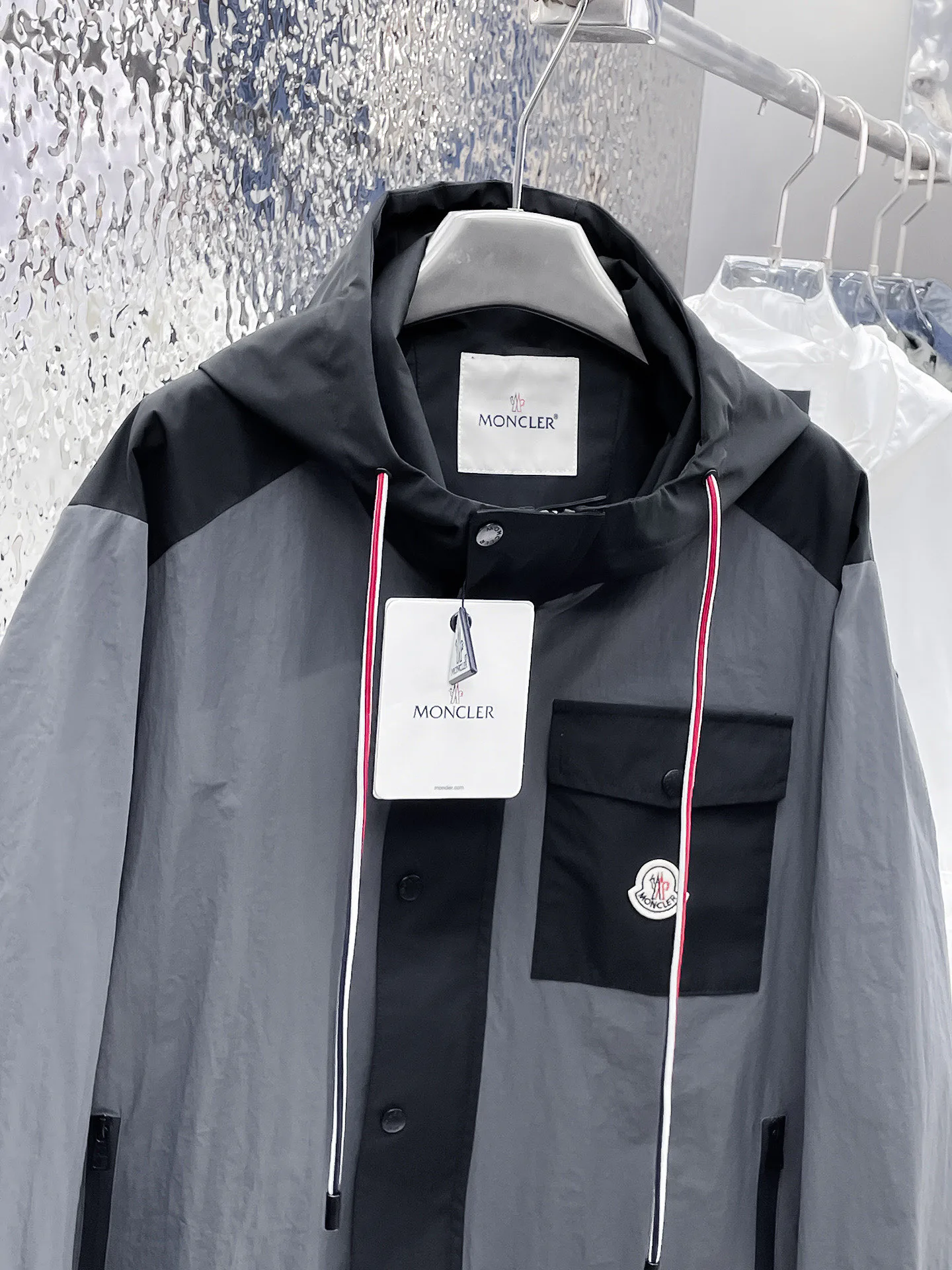 Куртки И Пуховики Мужские Moncler 9352363