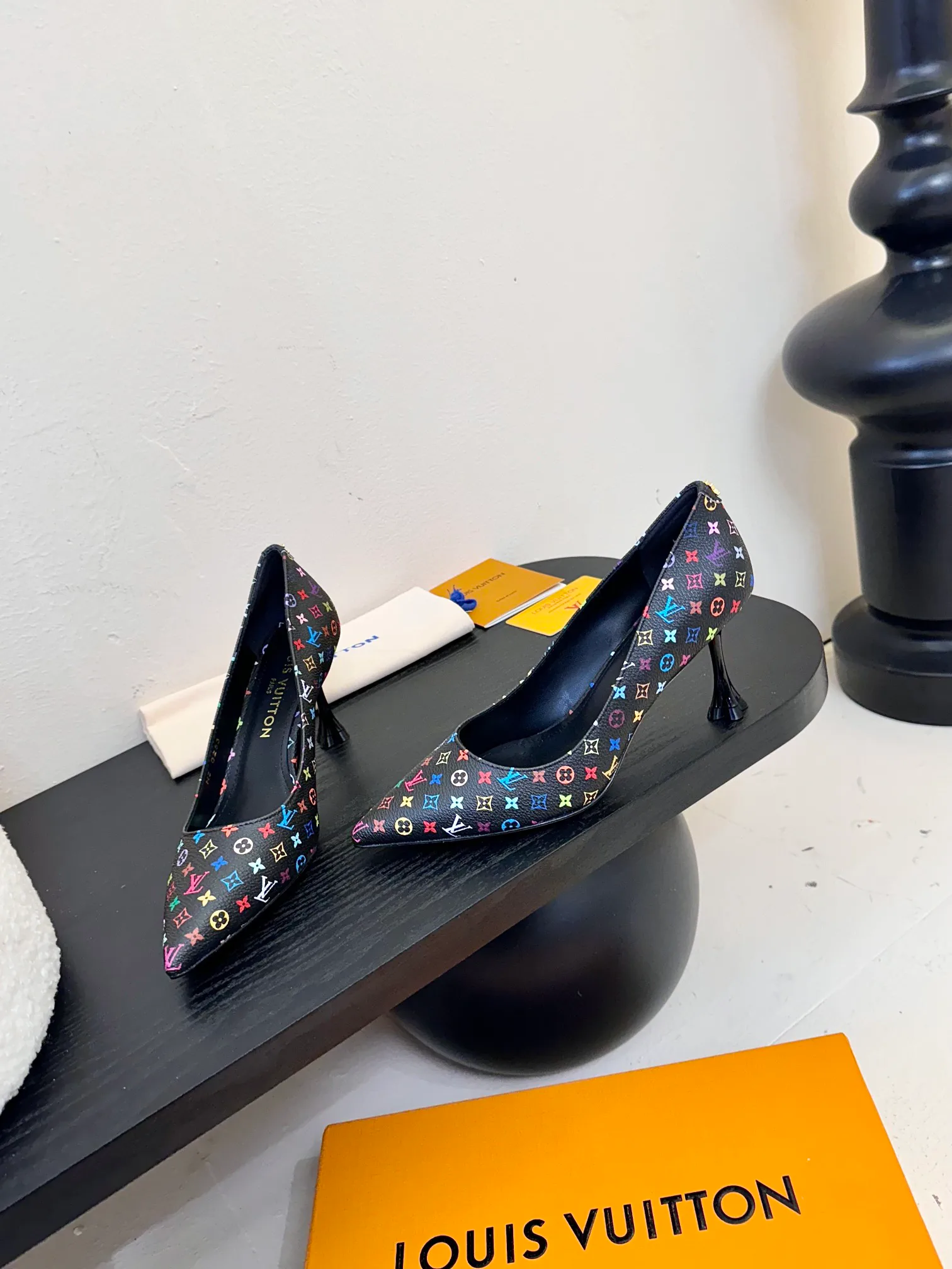 Туфли Женские Louis Vuitton 25890