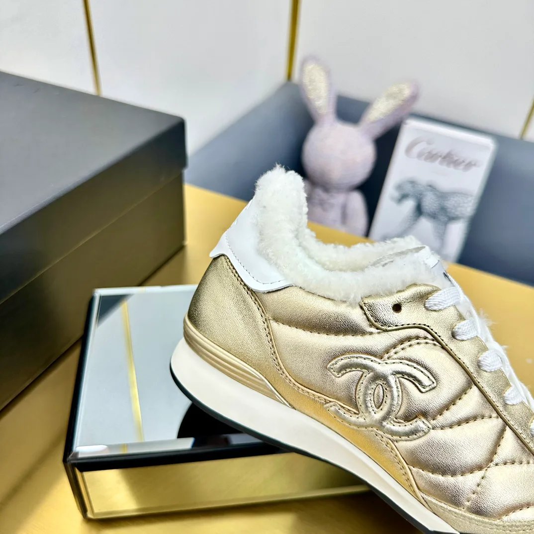 Кроссовки Женские Chanel 17949094