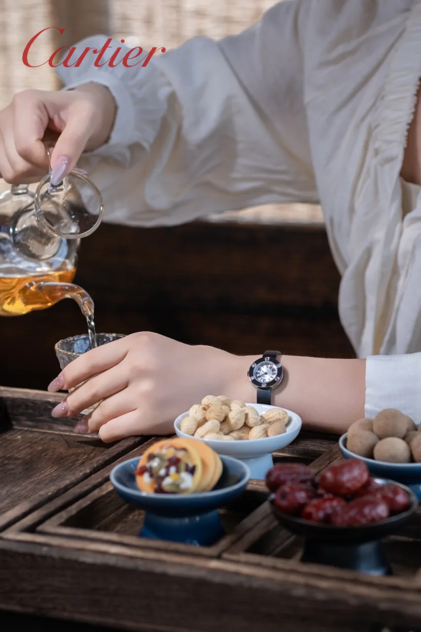 Часы Женские Cartier 11215509