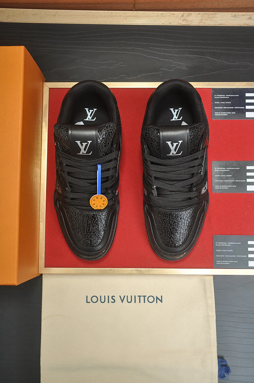 Кроссовки Женские Louis Vuitton 9848139