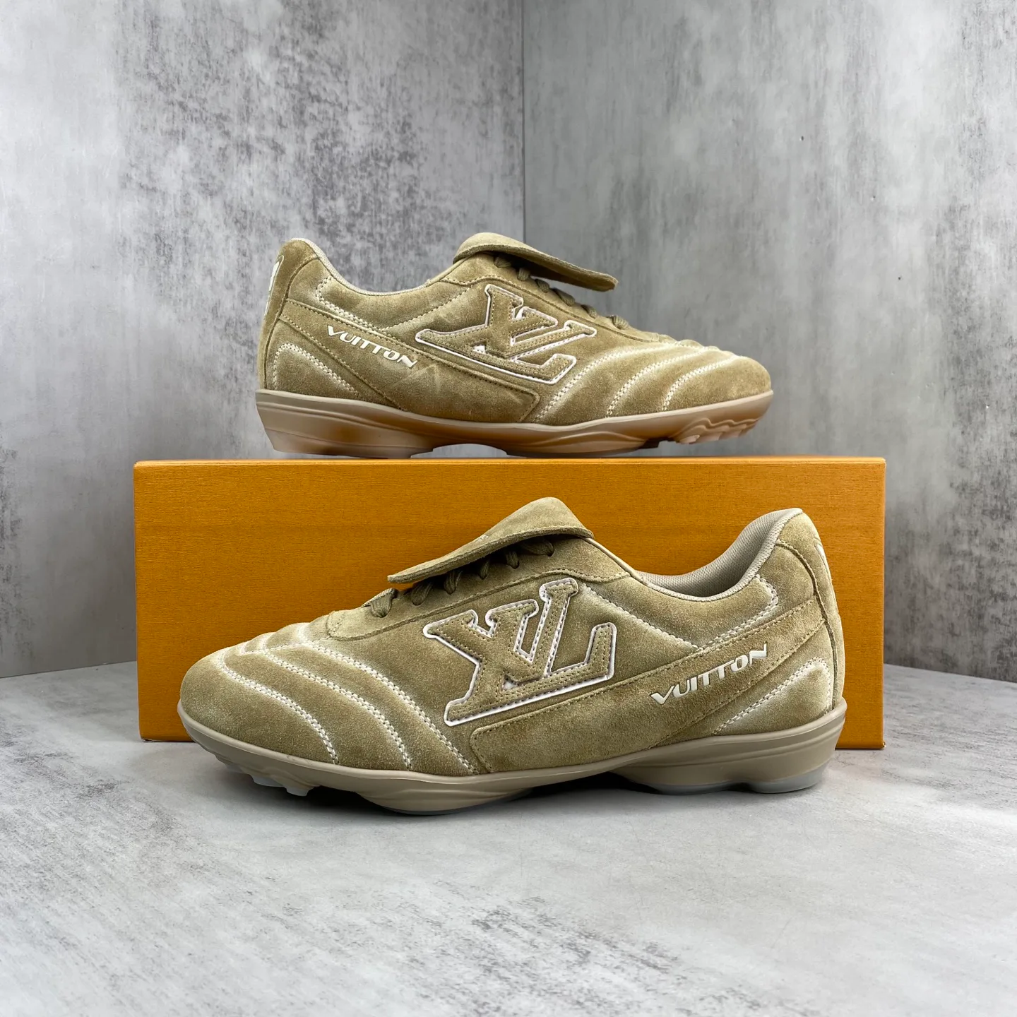 Кроссовки Женские Louis Vuitton 476881