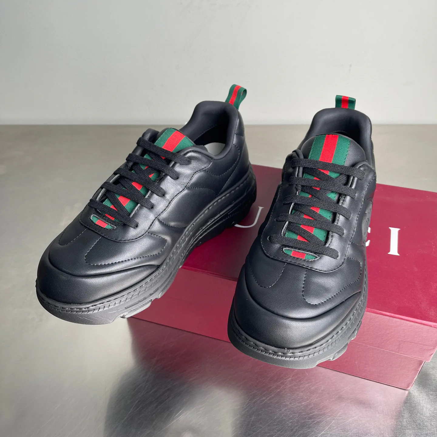 Кроссовки Мужские Gucci 11679356