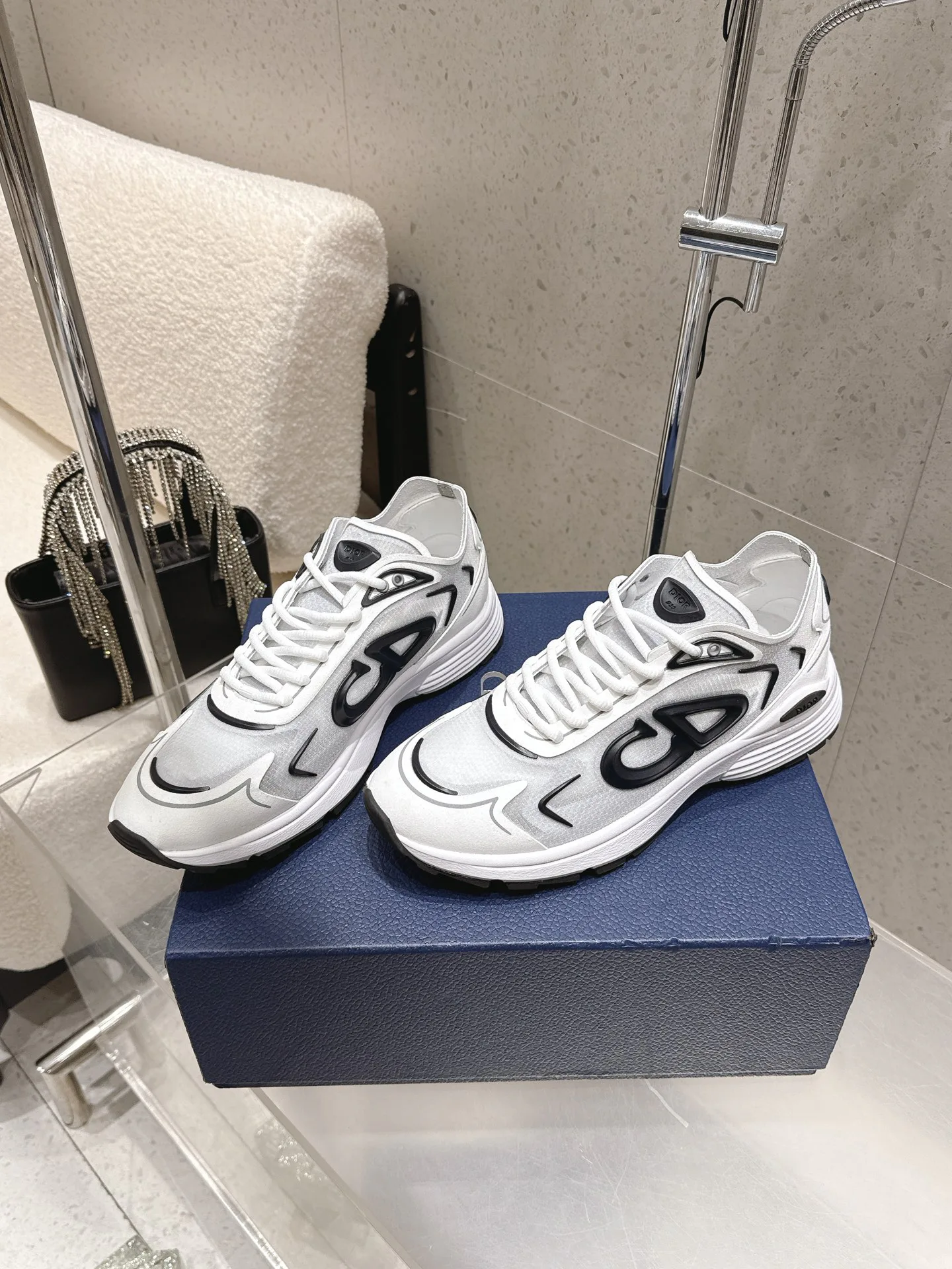 Кроссовки Женские Christian Dior 11647869