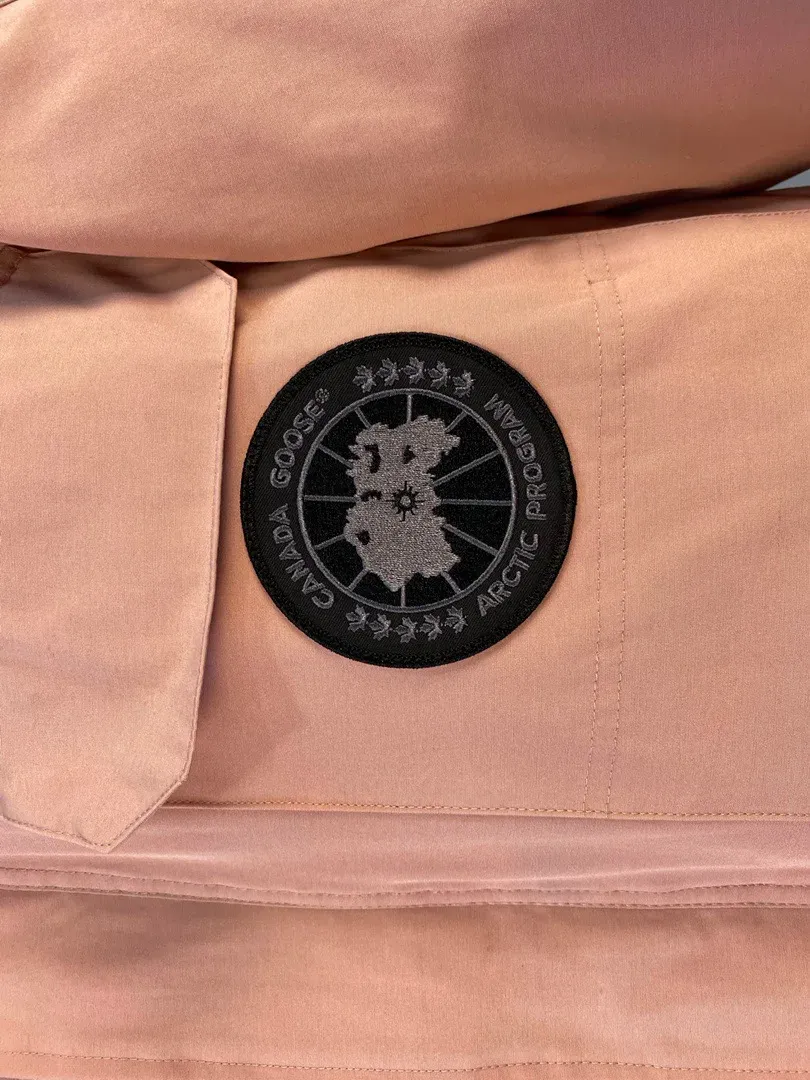 Куртки И Пуховики Женские Canada Goose 798376