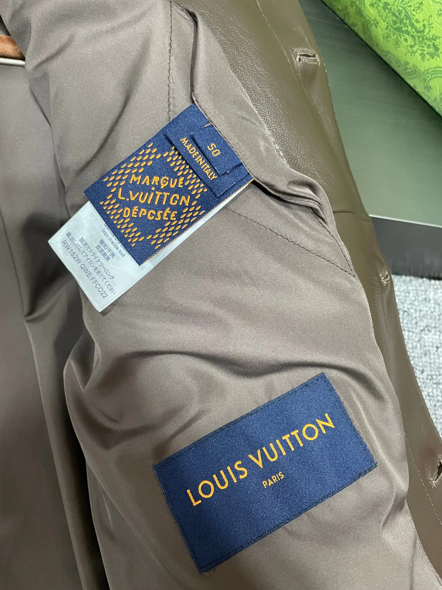 Кожаные Куртки И Дублёнки Женские Louis Vuitton 11201706