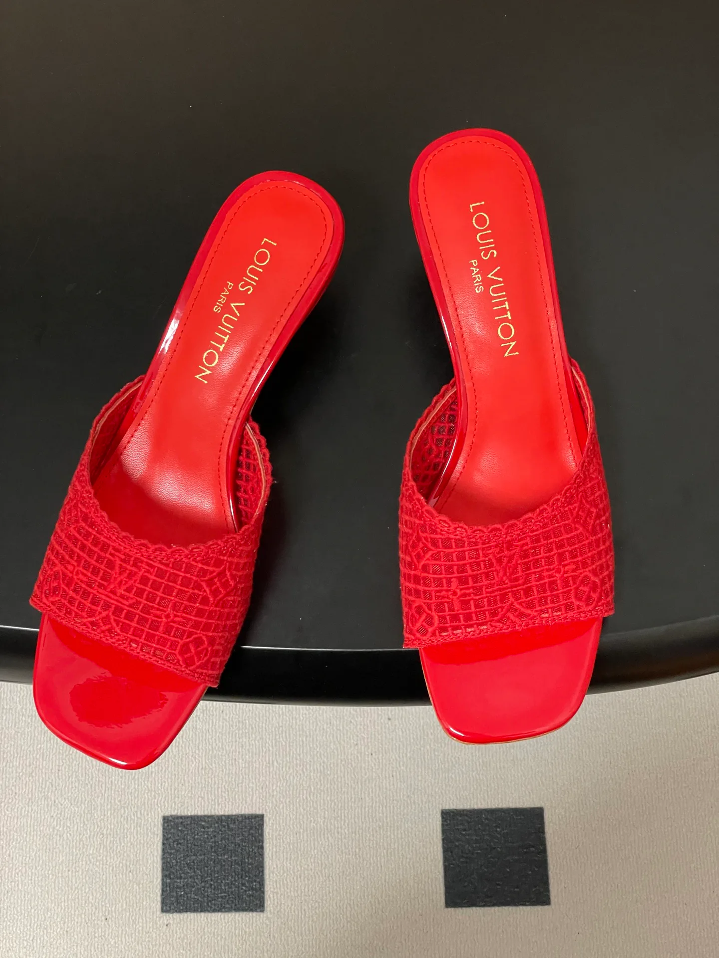 Босоножки Женские Louis Vuitton 13343909