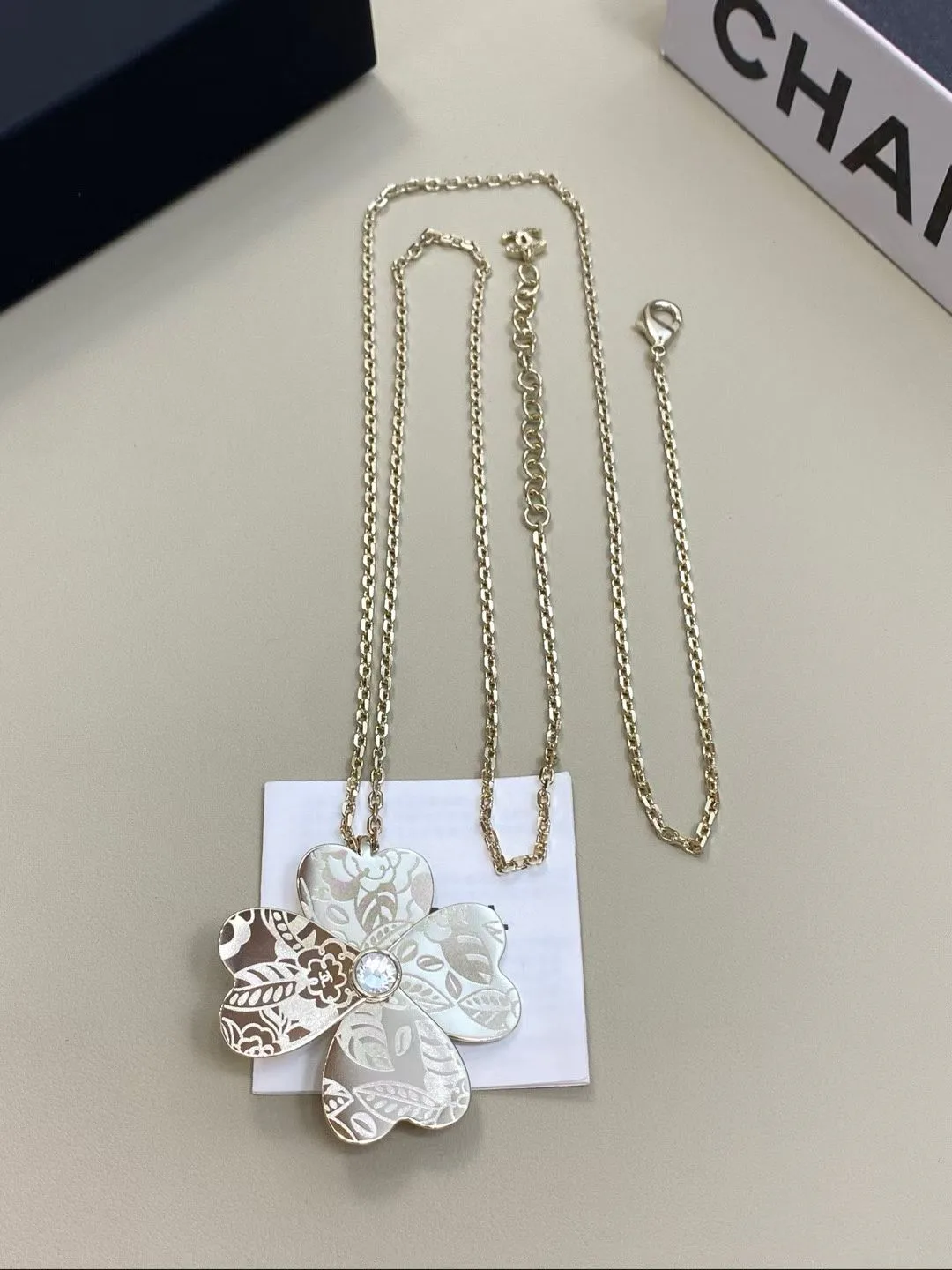 Бижутерия Chanel 5444517