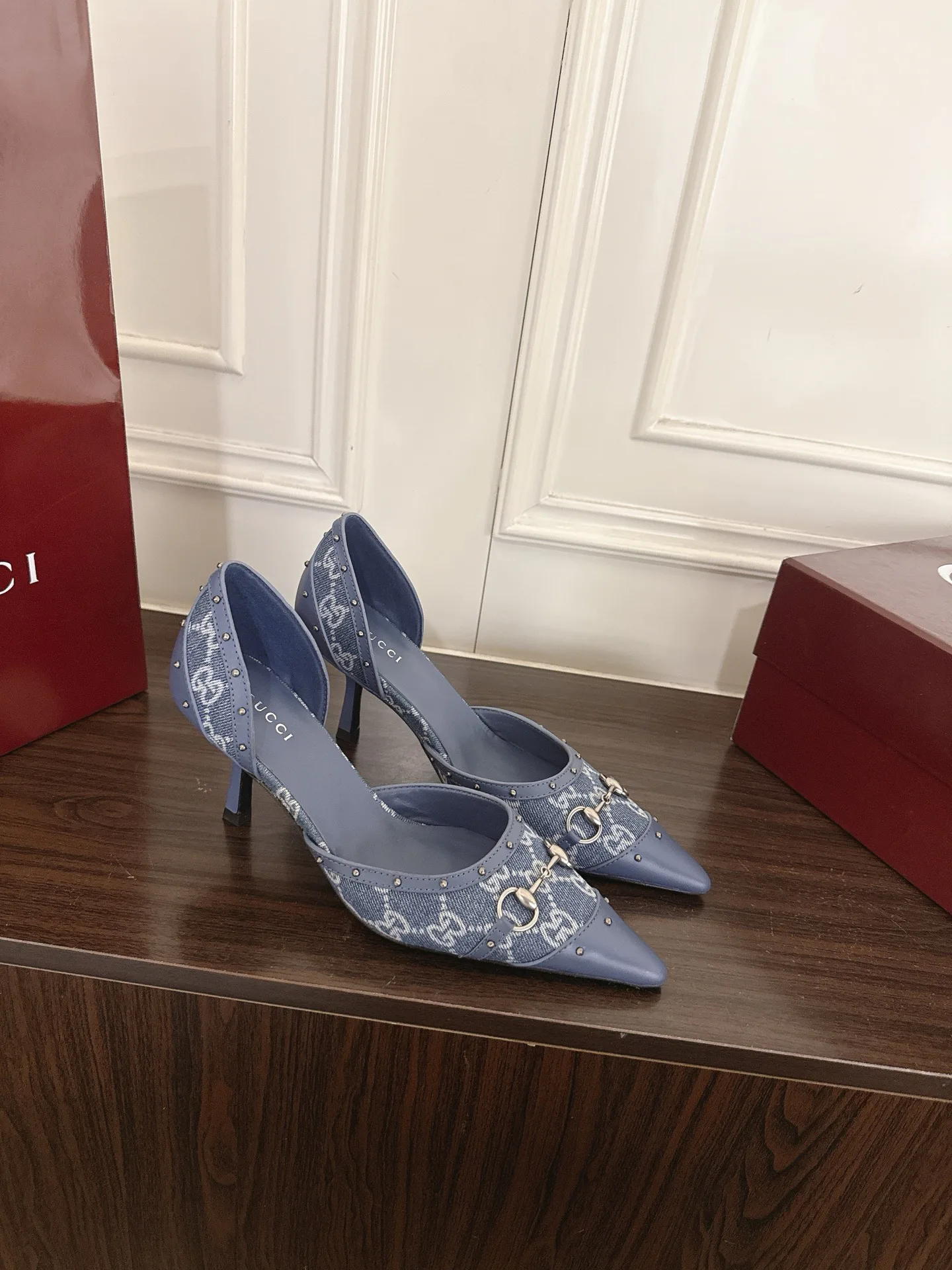 Туфли Женские Gucci 18135588