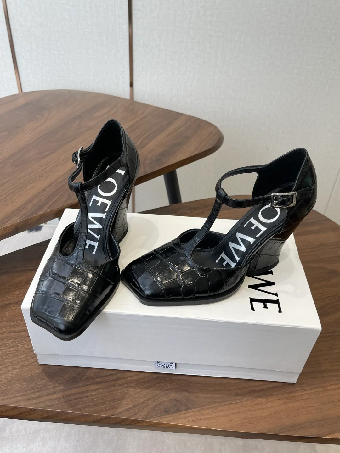 Сандалии Женские Loewe 1284404