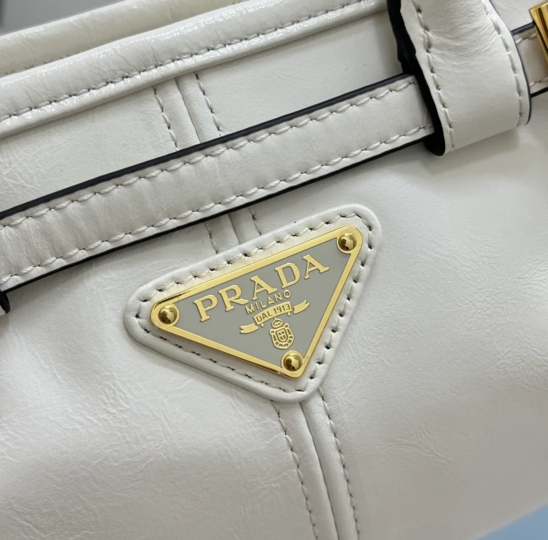 Сумки На Ремне Женские Prada 11682127