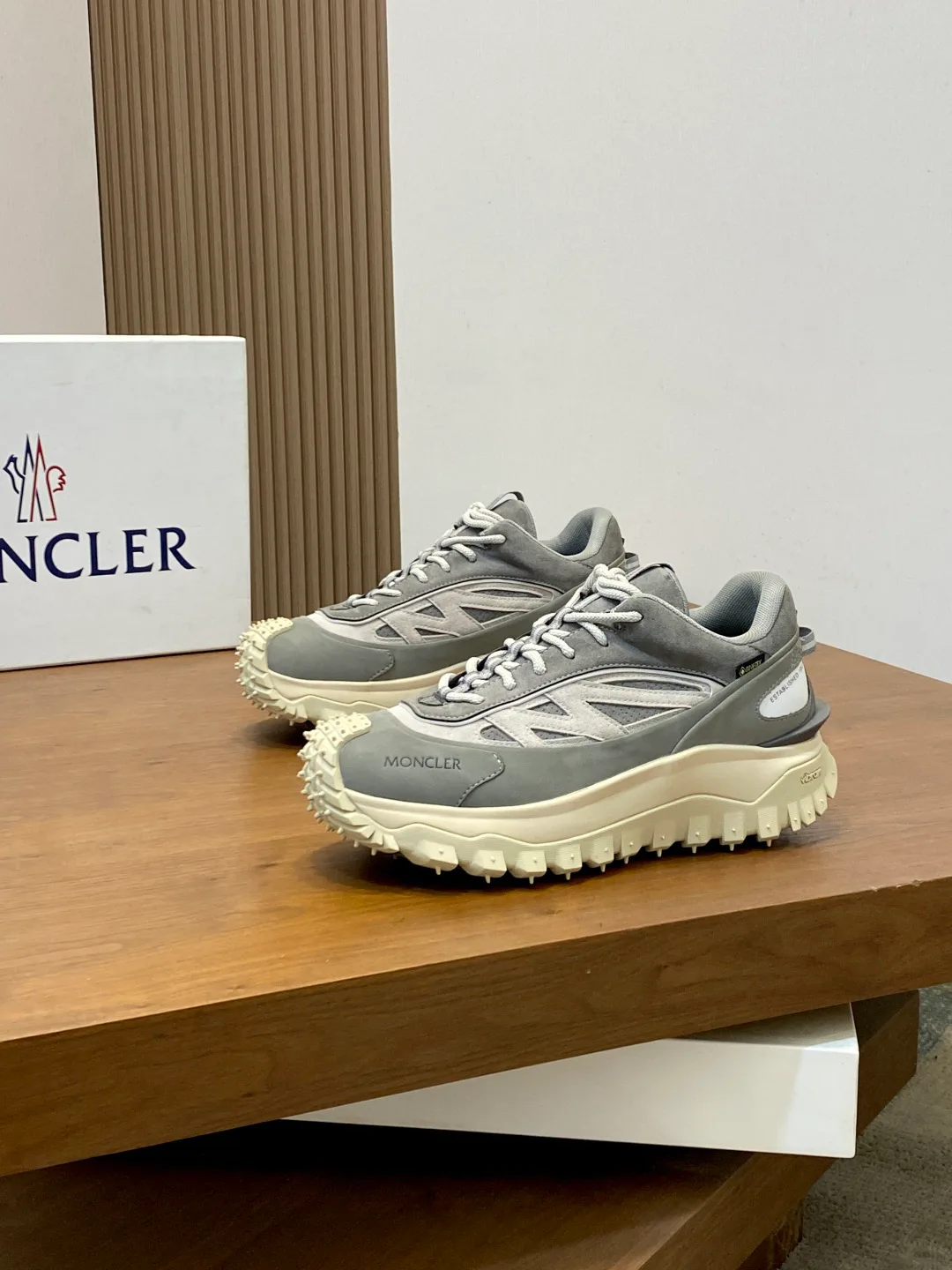 Кроссовки Мужские Moncler 19458665