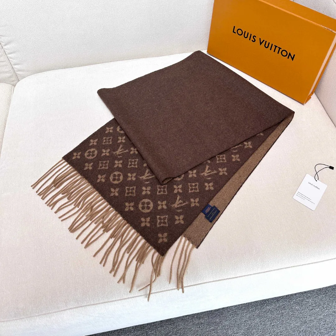 Шарфы Louis Vuitton 18476637