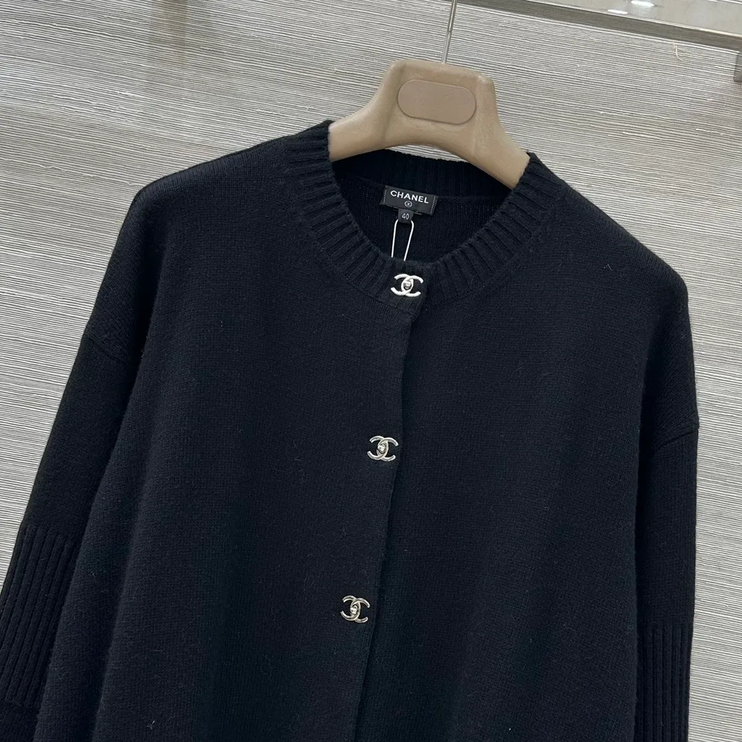 Джемперы И Свитеры Женские Chanel 18027195