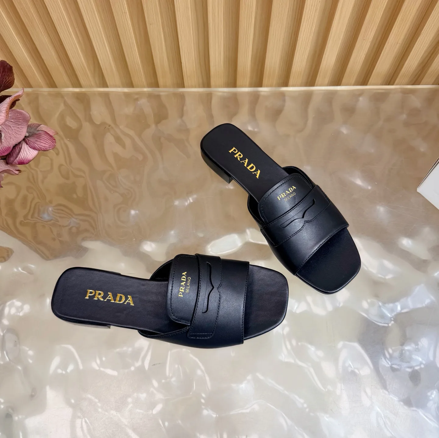 Босоножки Женские Prada 11776970