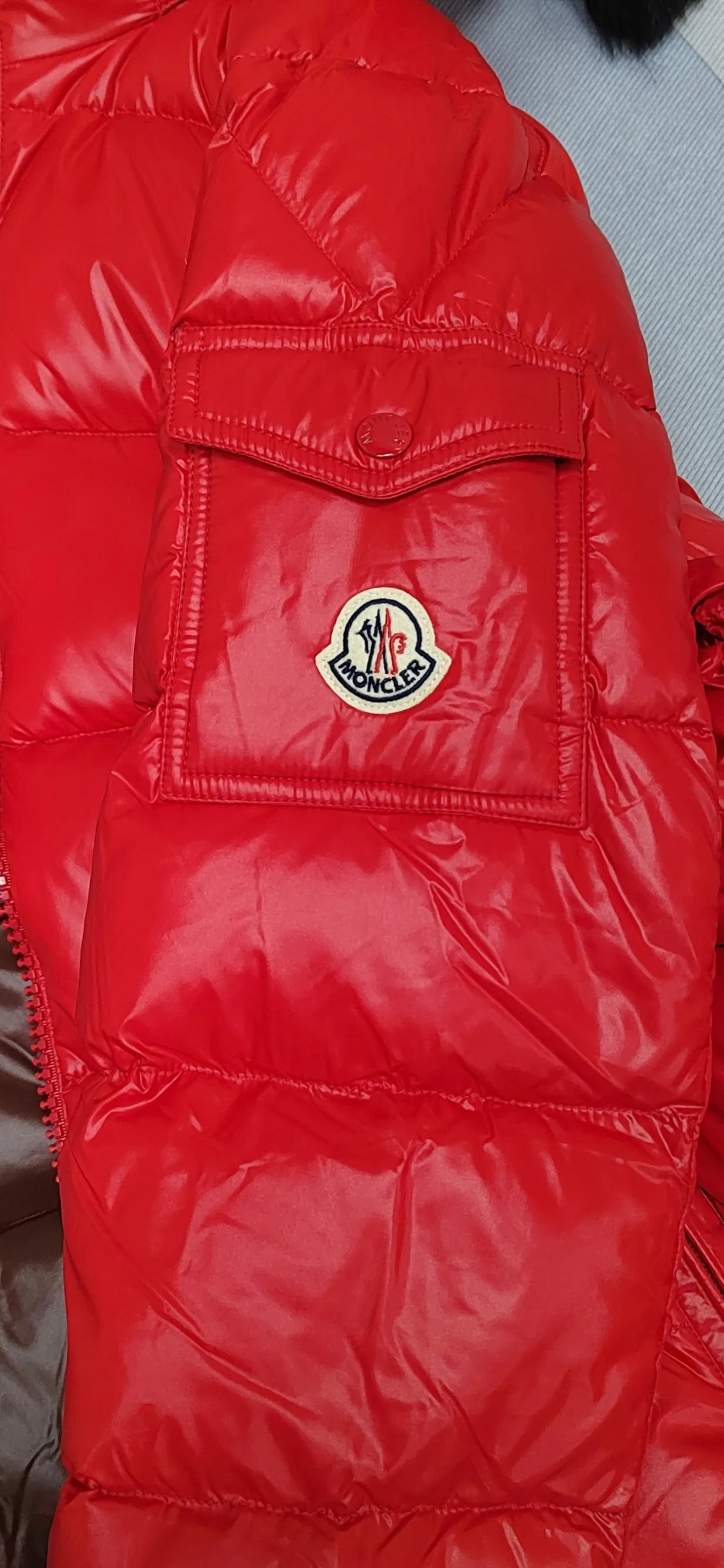 Куртки И Пуховики Женские Moncler 19202374