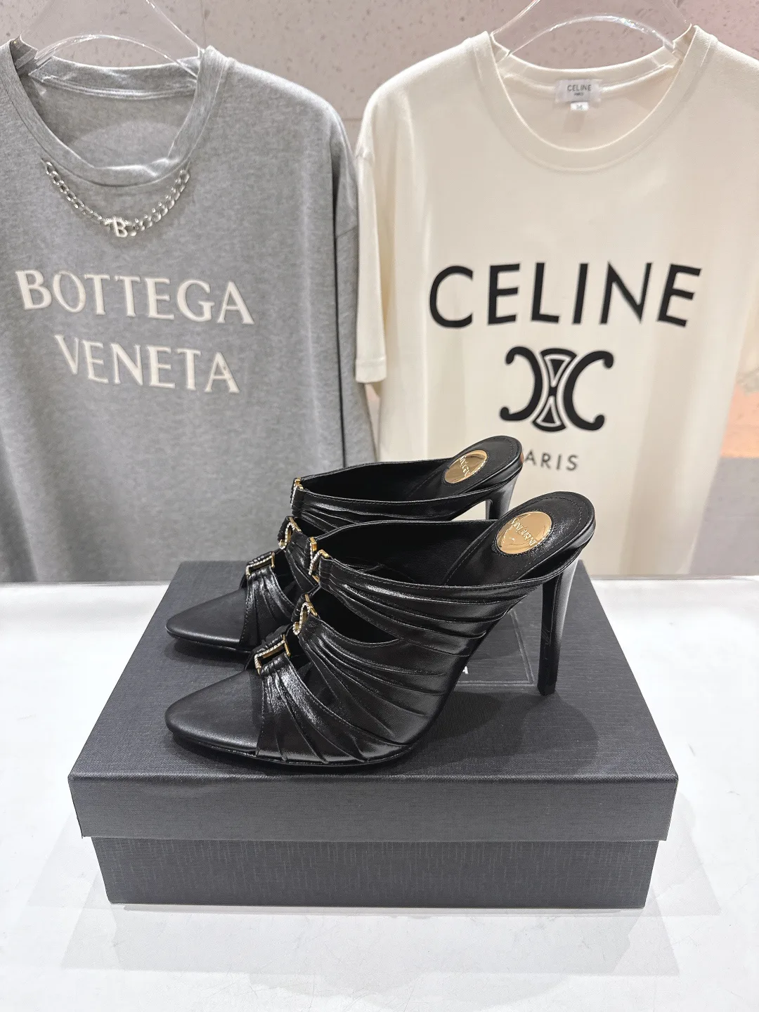 Босоножки Женские Saint Laurent 9916989