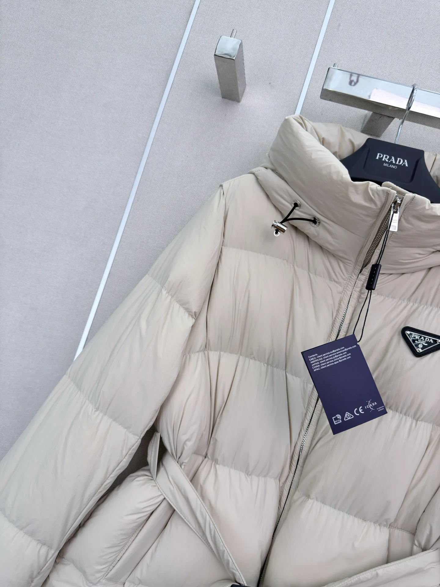 Куртки И Пуховики Женские Prada 18185800