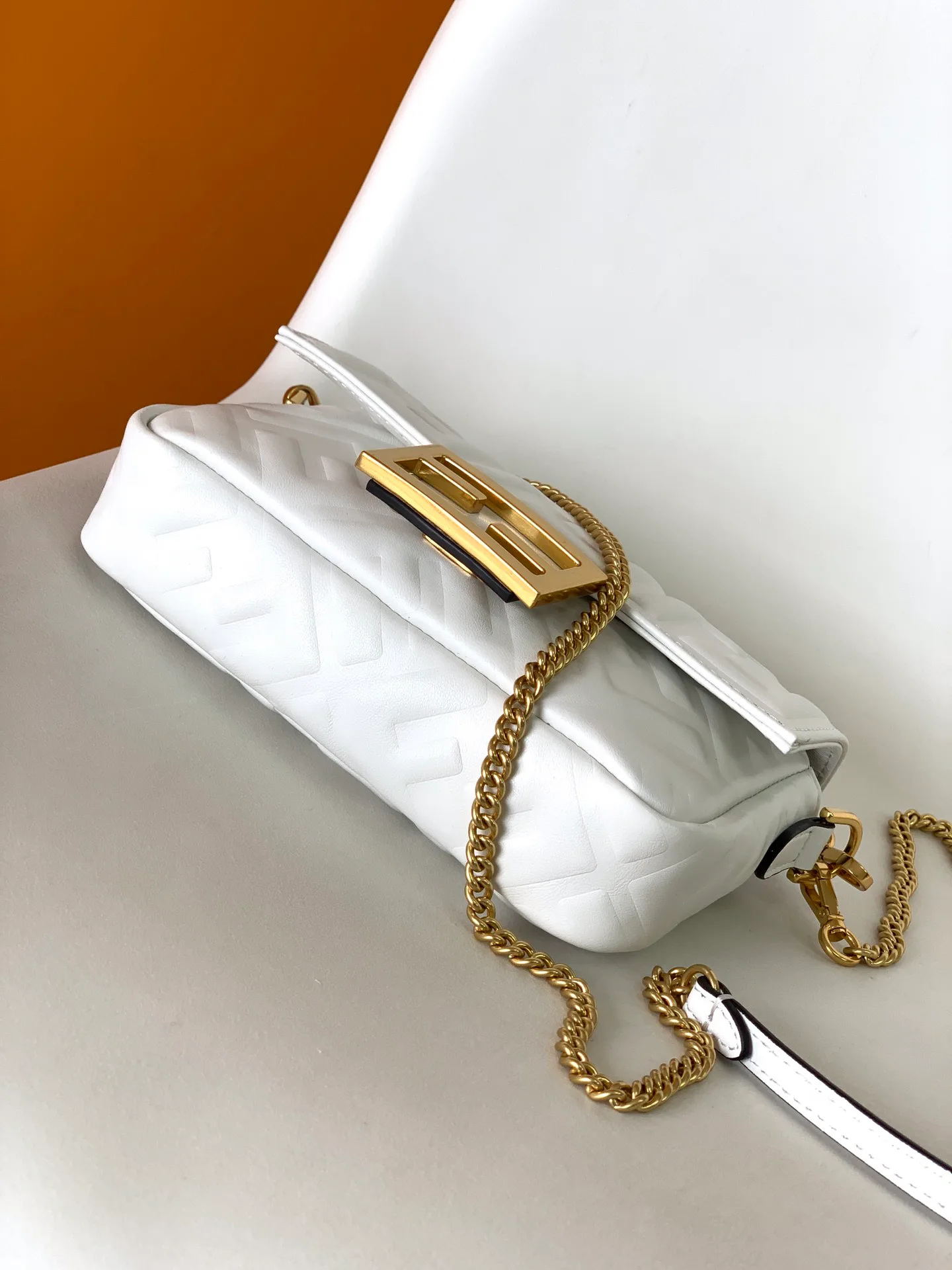 Классические Сумки Женские Fendi 13234567