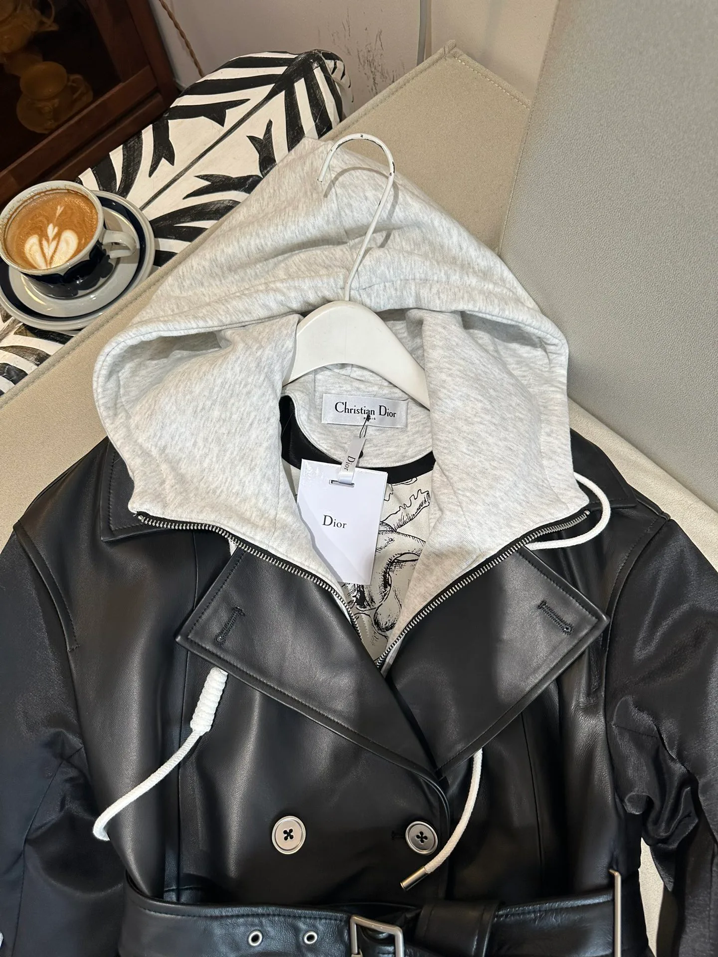 Кожаные Куртки И Дублёнки Женские Christian Dior 2657359