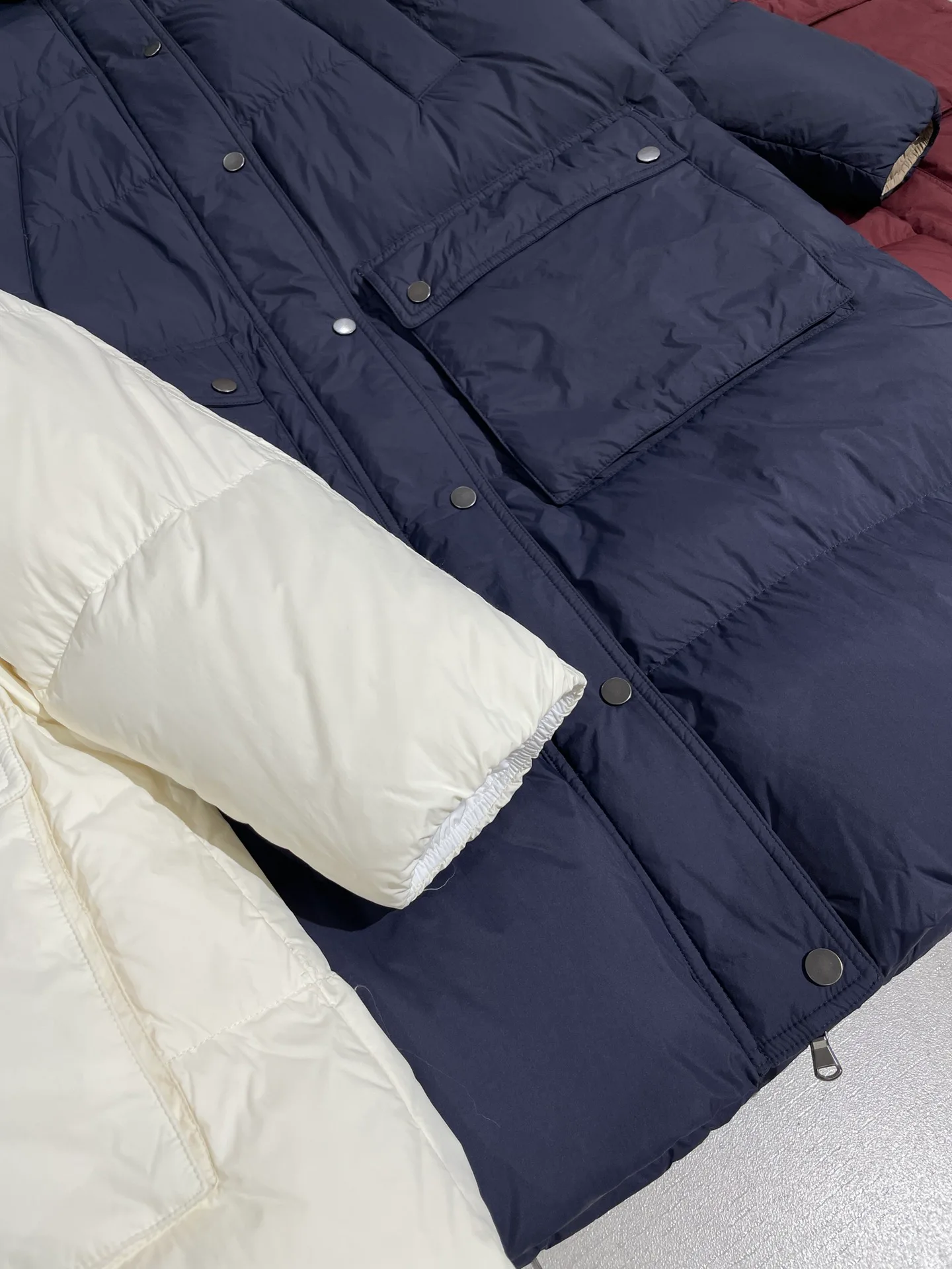 Пуховики Женские Brunello Cucinelli 77176