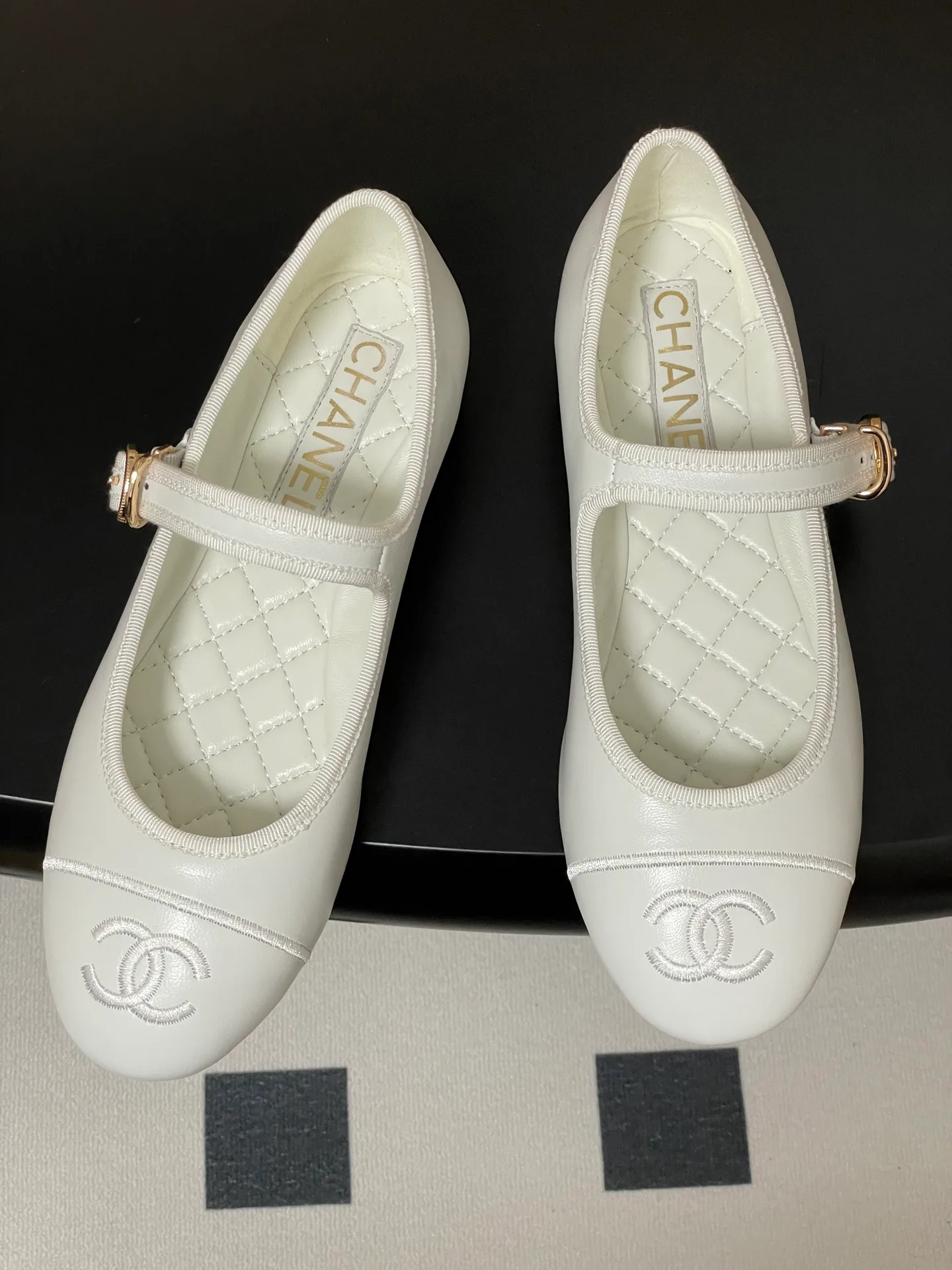 Туфли Женские Chanel 18764072