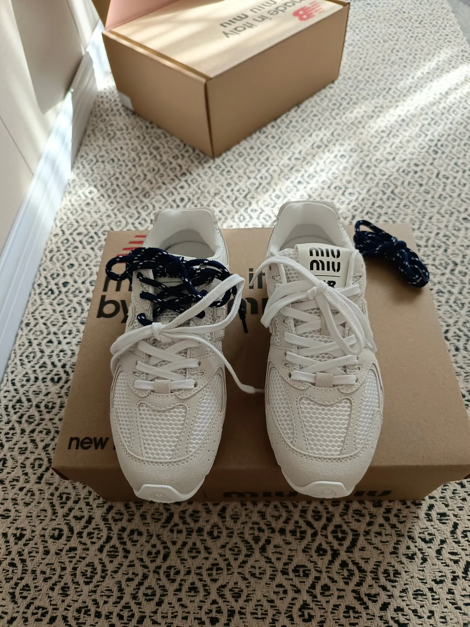 Кроссовки Женские Miu Miu 7399608