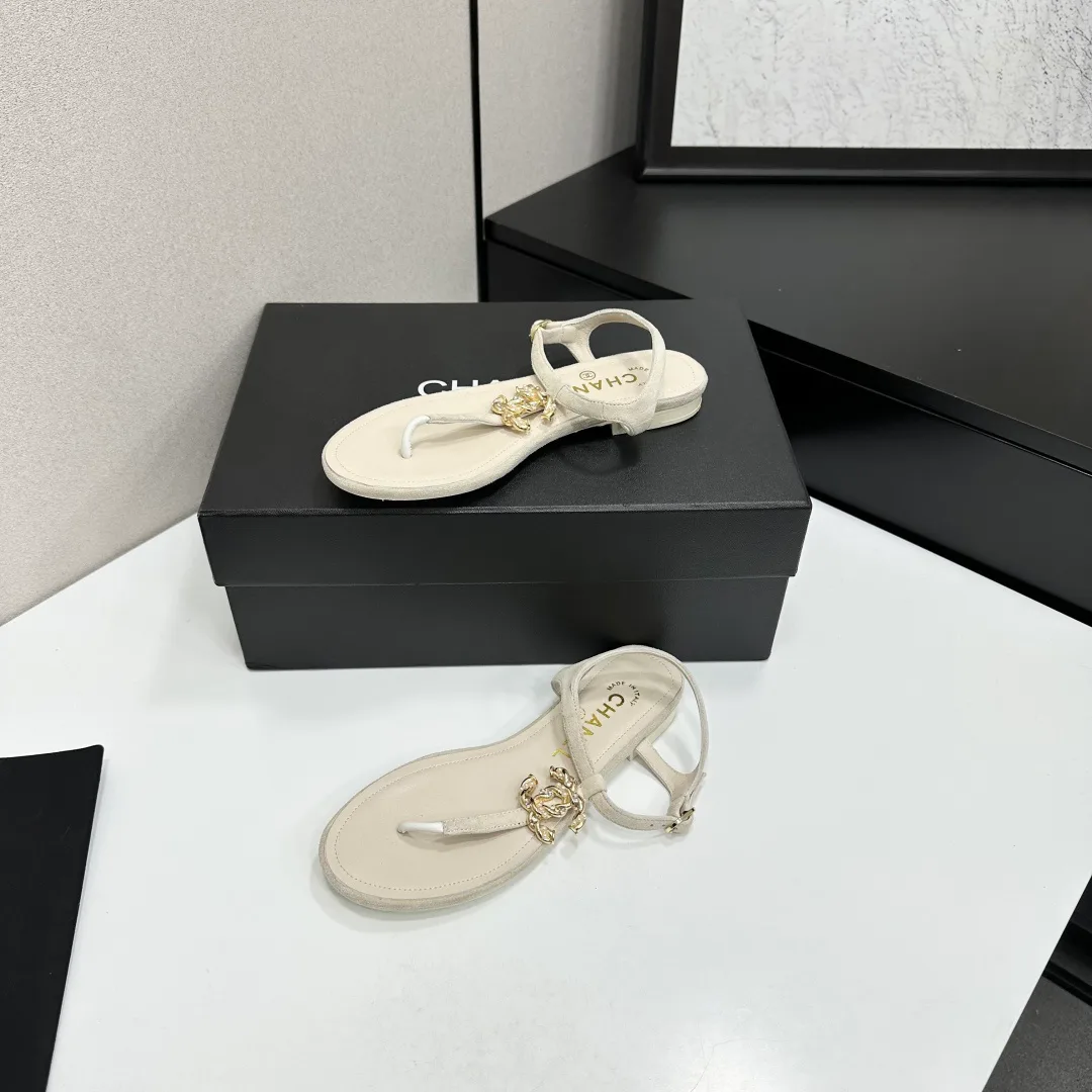Сандалии Женские Chanel 11579284