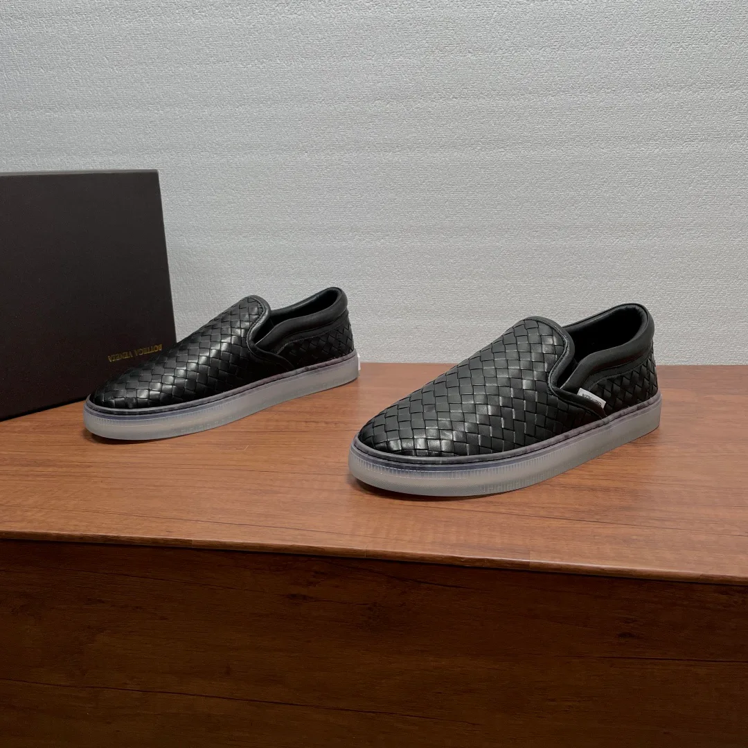 Кроссовки Мужские Bottega Veneta 17954819