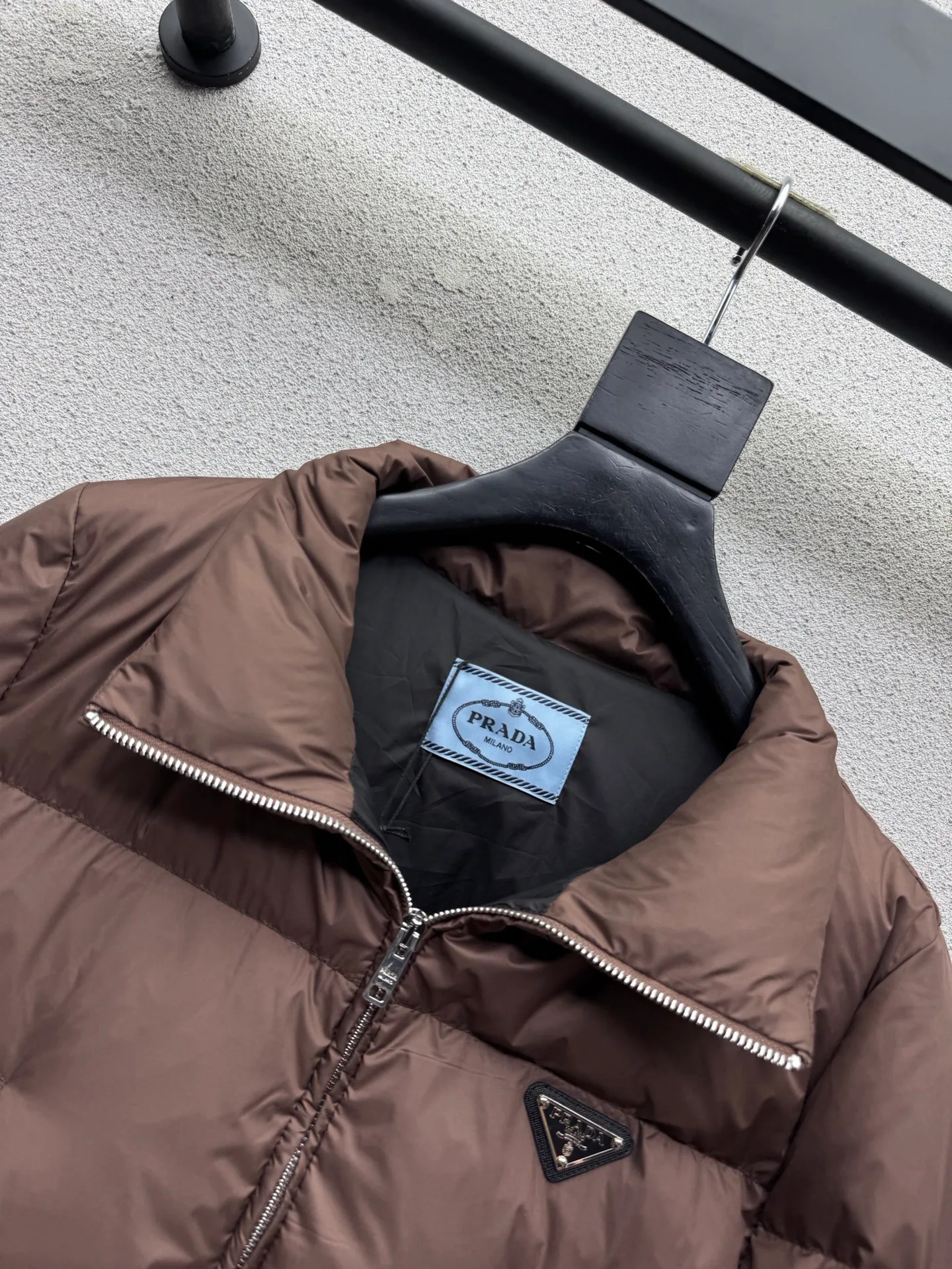 Куртки И Пуховики Женские Prada 18639956