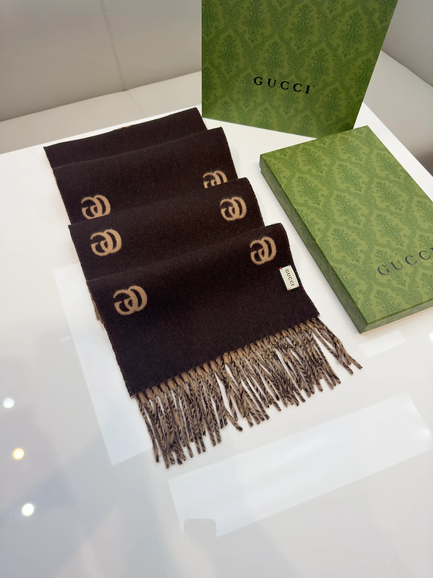 Шарфы Gucci 2251