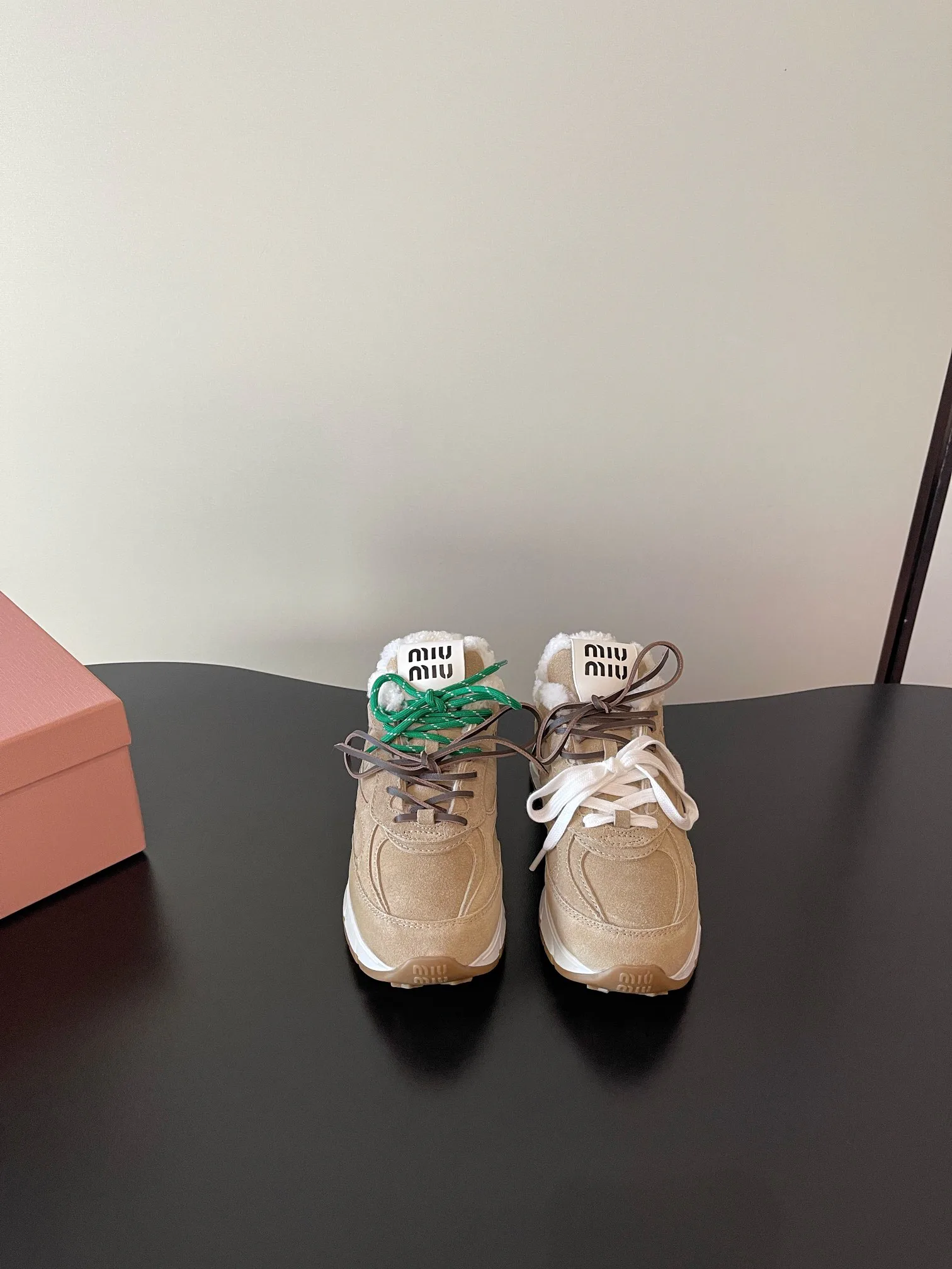 Кроссовки Женские Miu Miu 1523293