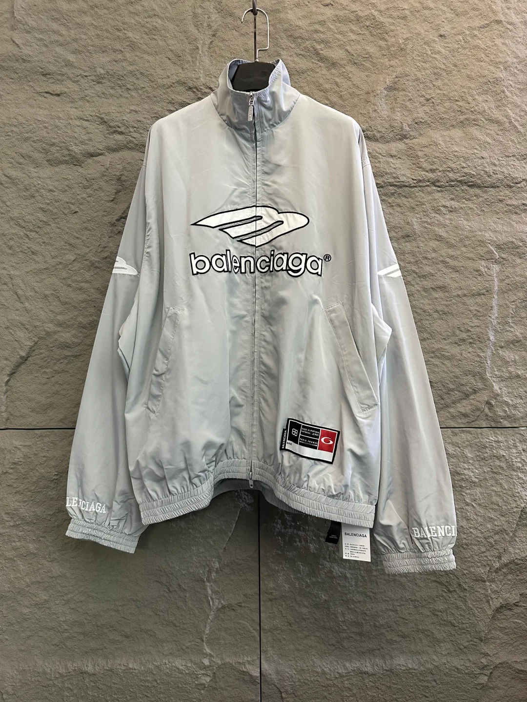 Куртки И Пуховики Женские Balenciaga 11538808