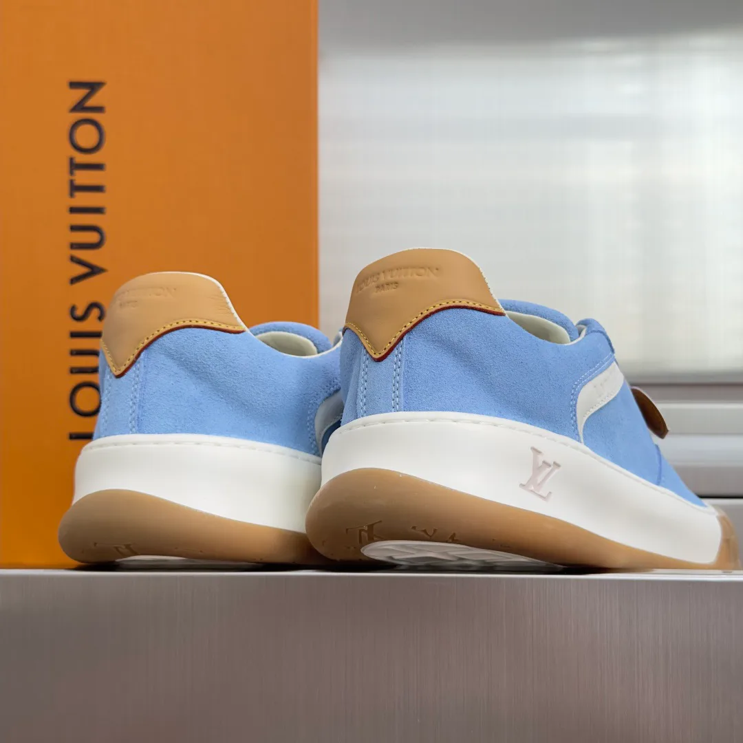 Кроссовки Мужские Louis Vuitton 18703786