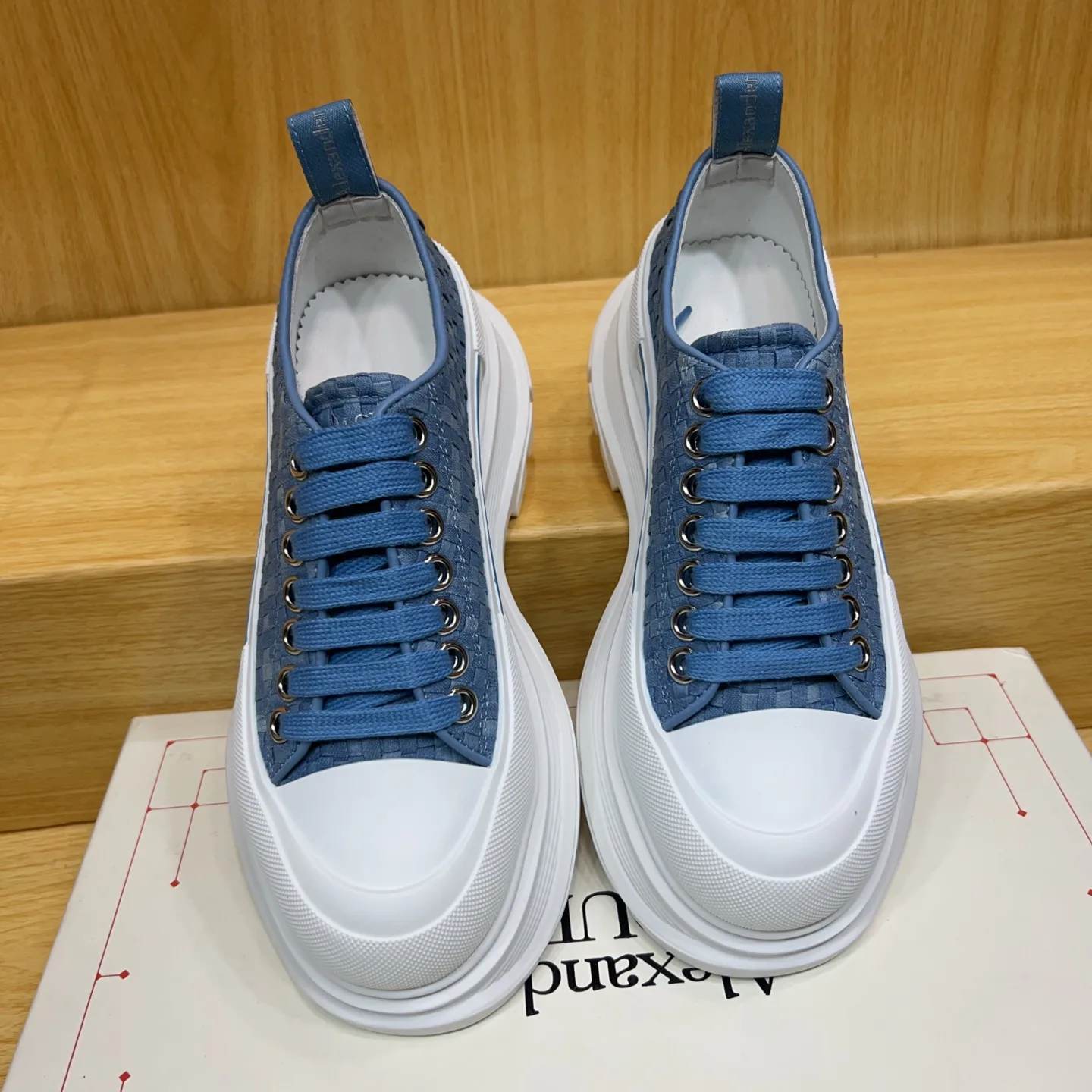 Кроссовки Женские Alexander Mcqueen 17545170