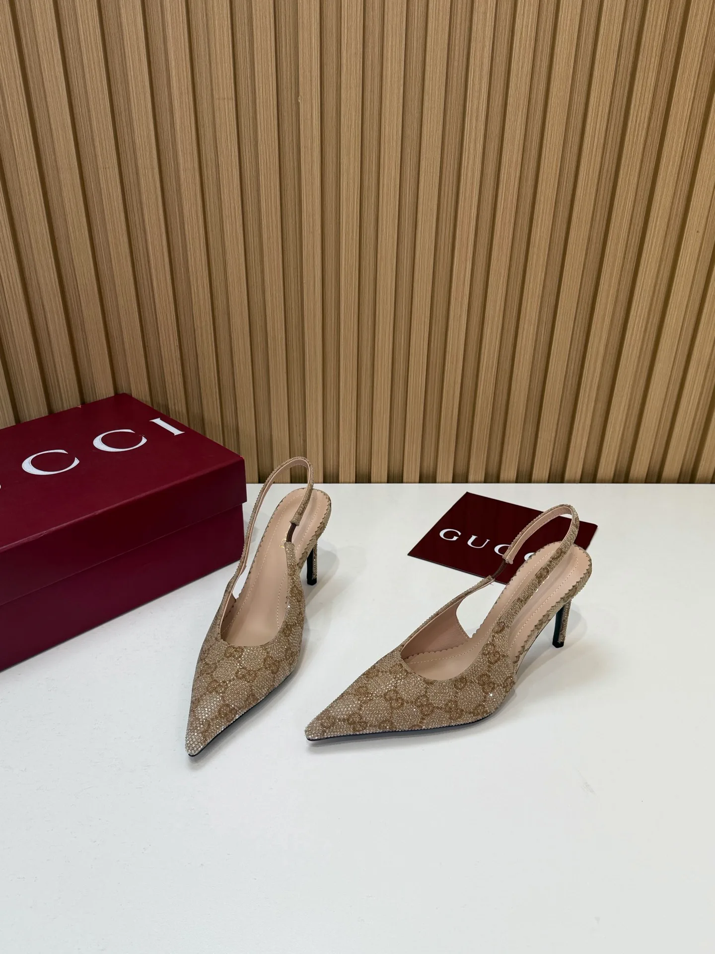 Туфли Женские Gucci 18676783